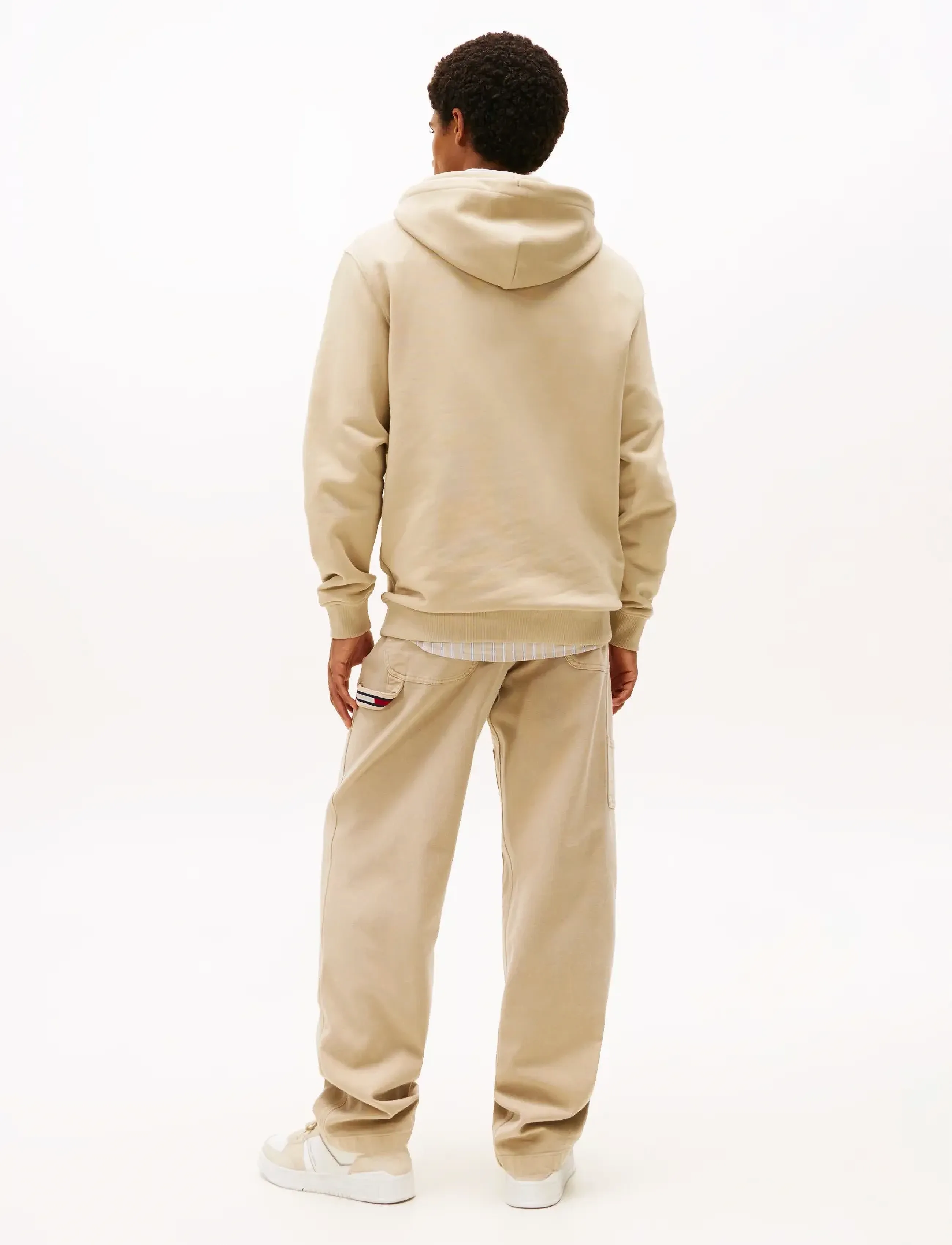 Tommy Jeans - TJM REG BADGE HOODIE EXT - hættetrøjer - silt tonal - 4