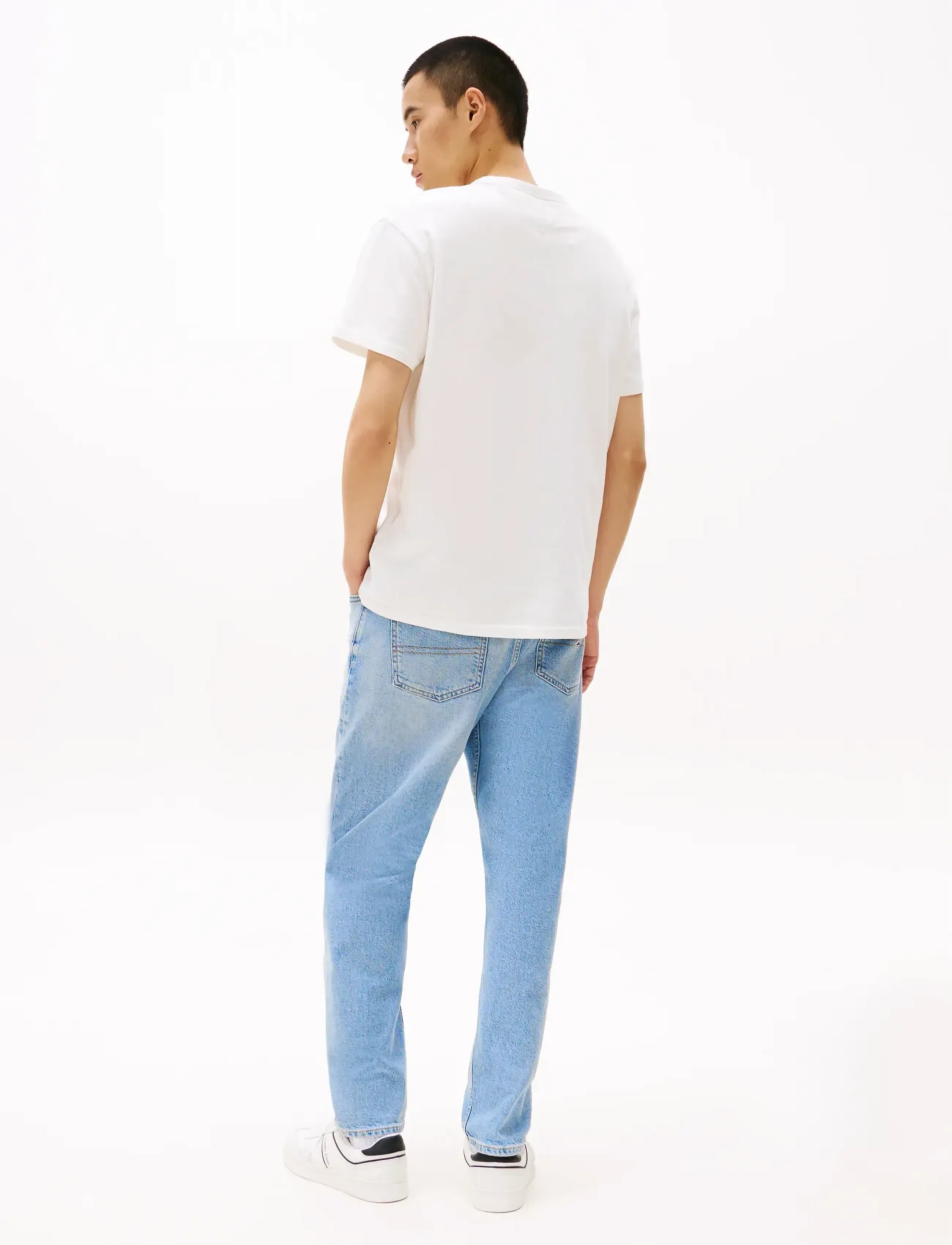 Tommy Jeans - TJM REG BADGE TEE EXT - kurzärmelig - ecru - 4