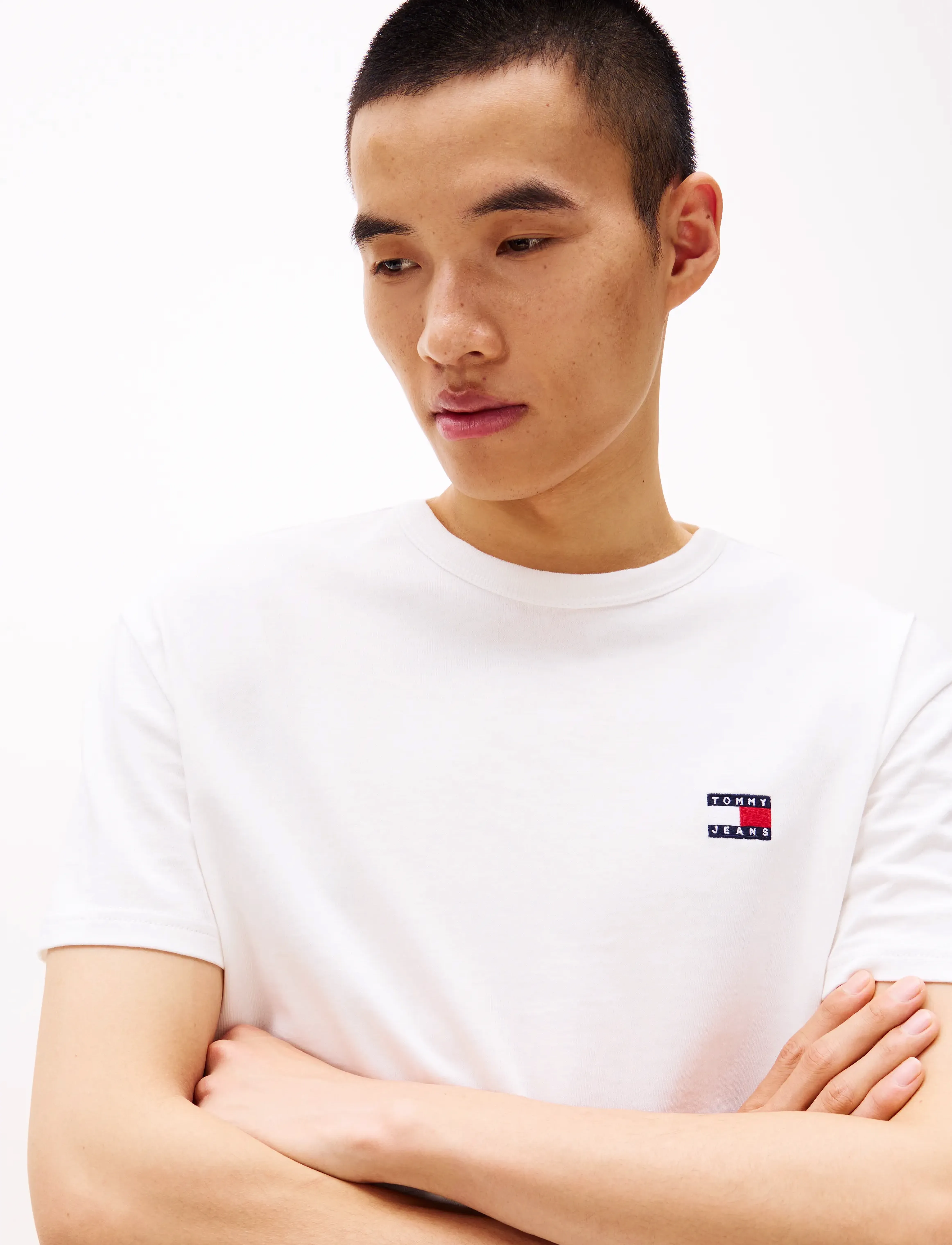 Tommy Jeans - TJM REG BADGE TEE EXT - kurzärmelig - ecru - 5