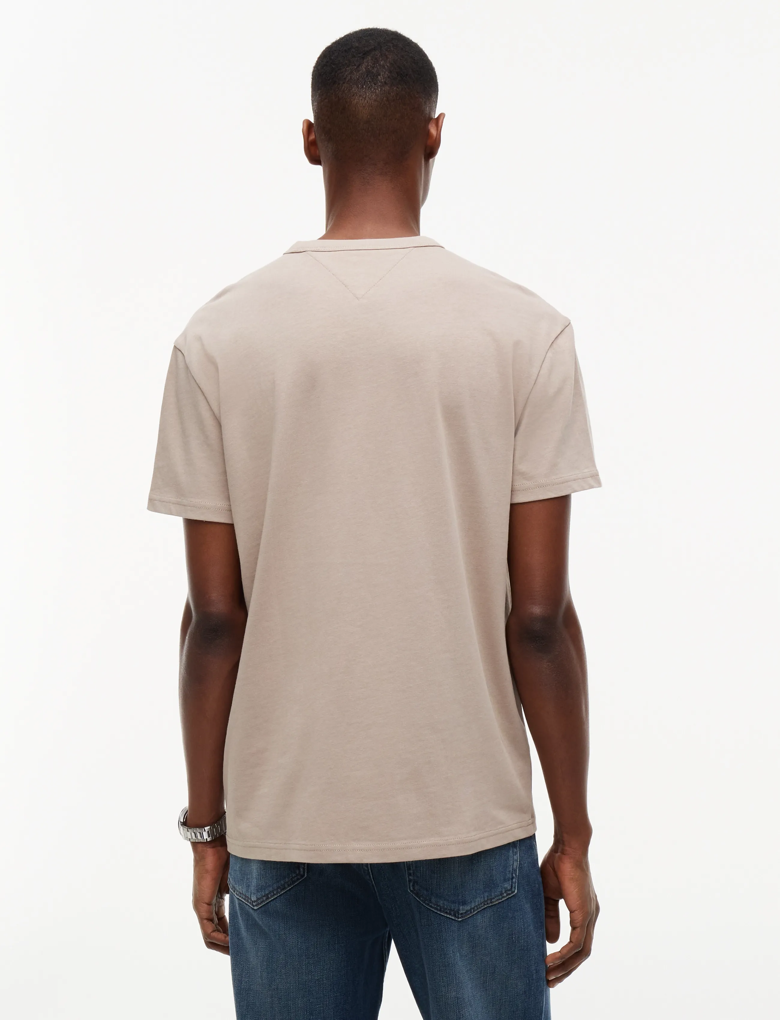 Tommy Jeans - TJM REG BADGE TEE EXT - kortærmede t-shirts - limestone dust - 2