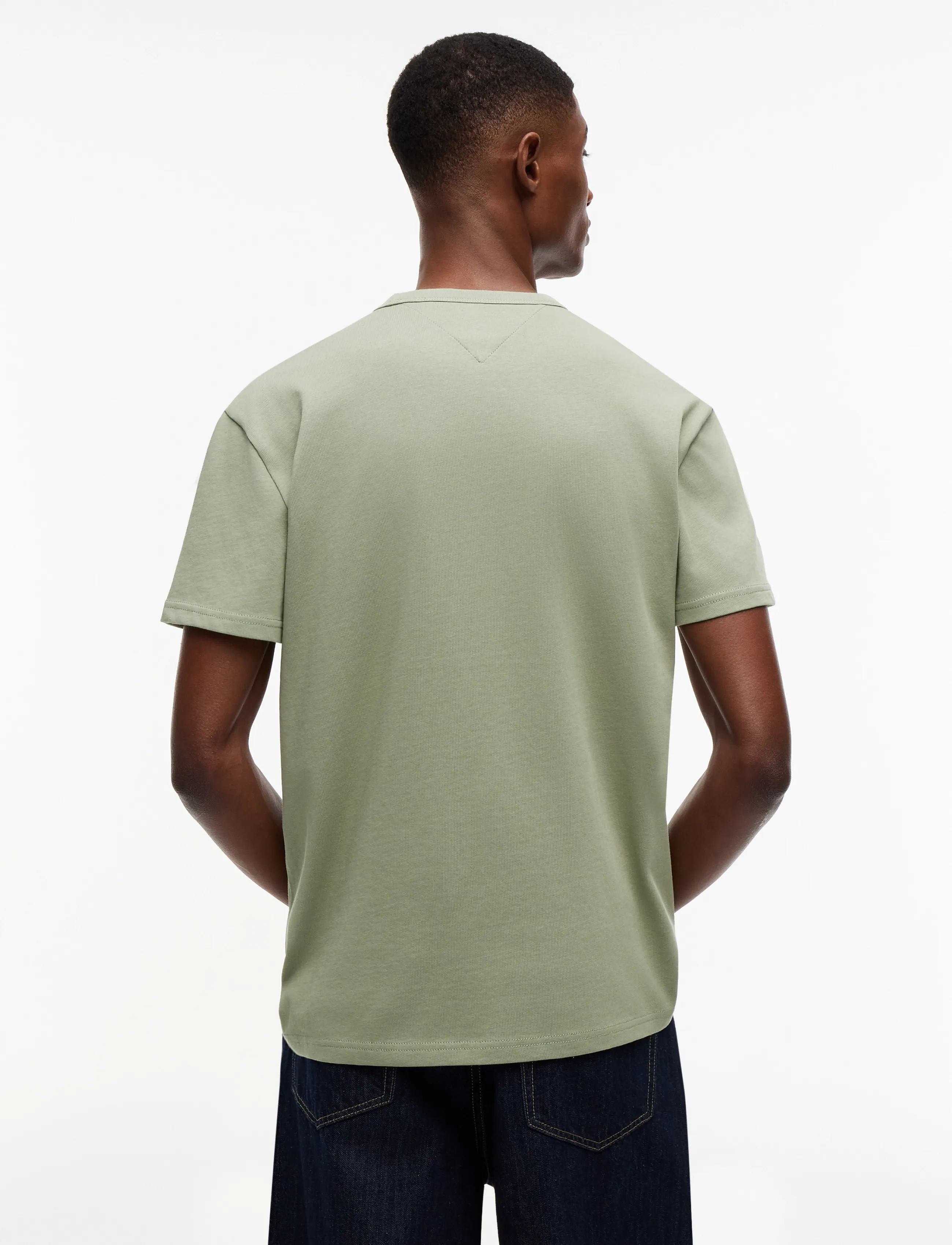 Tommy Jeans - TJM REG BADGE TEE EXT - short-sleeved t-shirts - spring olive - 2