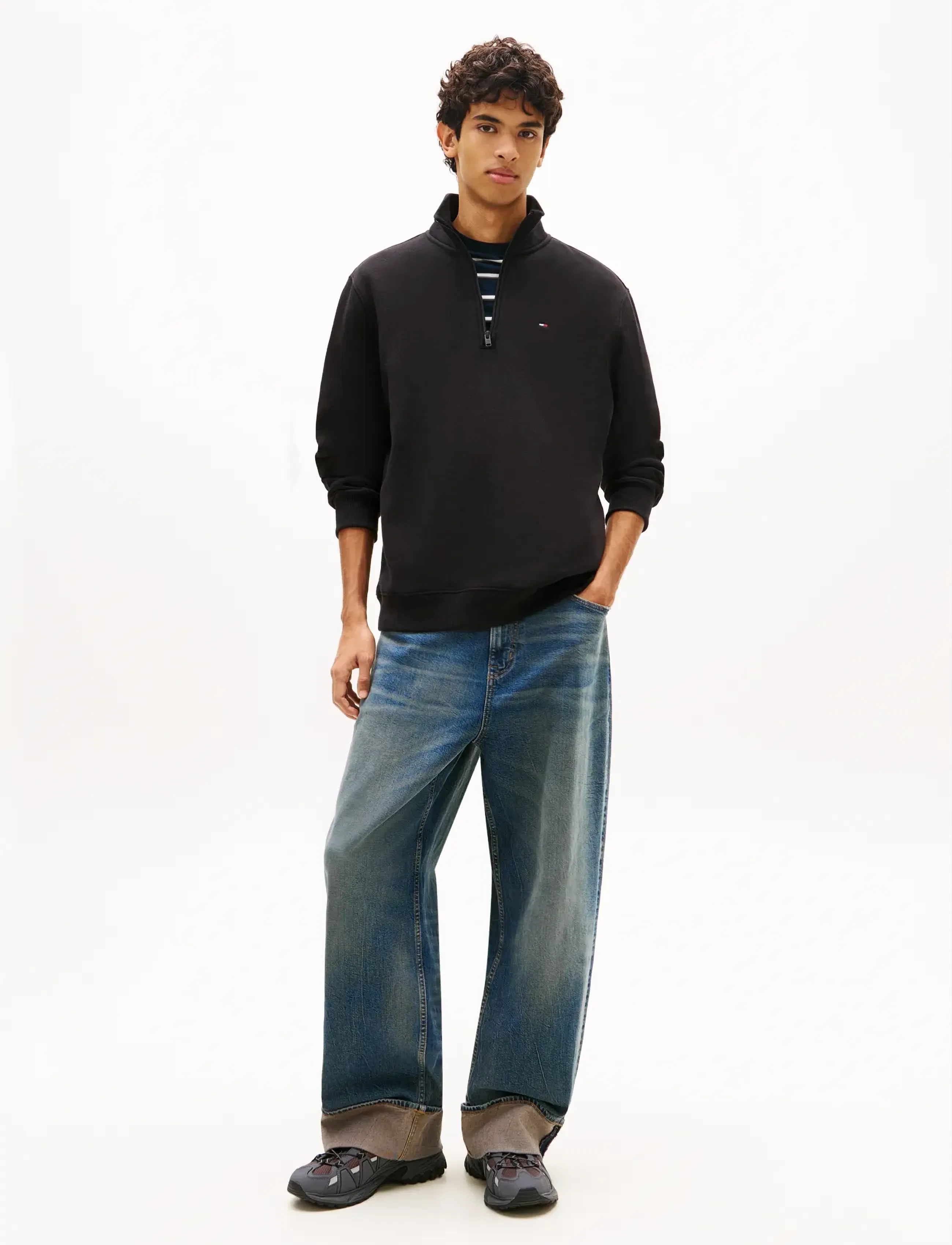 Tommy Jeans - TJM REG FLEECE 1/4ZIP MOCK NECK - teddy kampsunid - black - 4