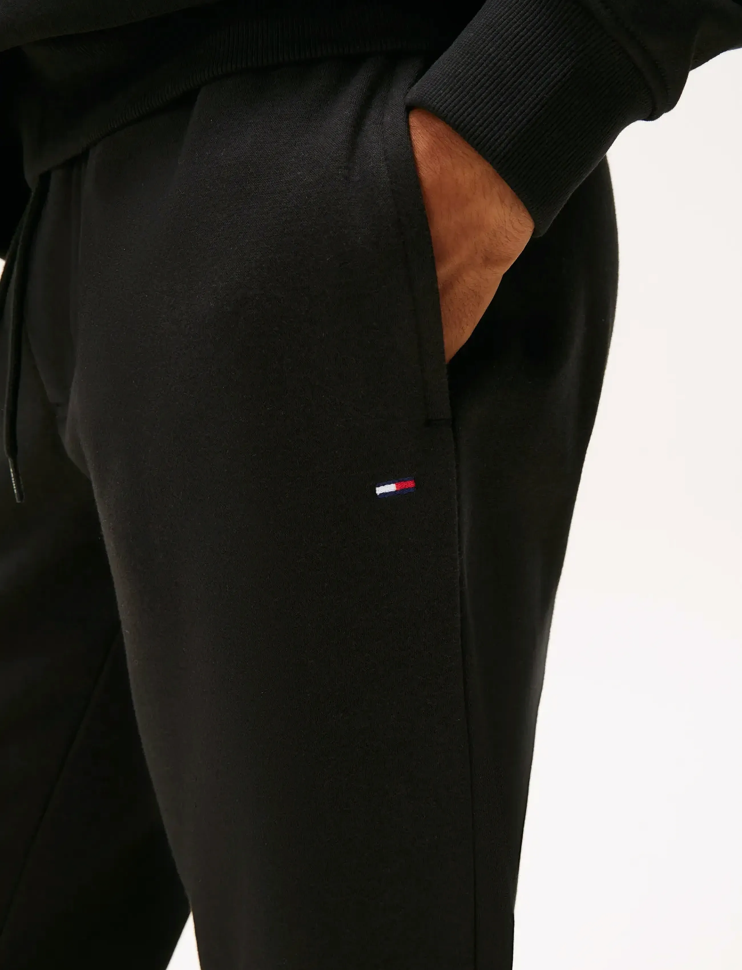 Tommy Jeans - Slim S Flag Sweatpant - nach stil kaufen - black - 4