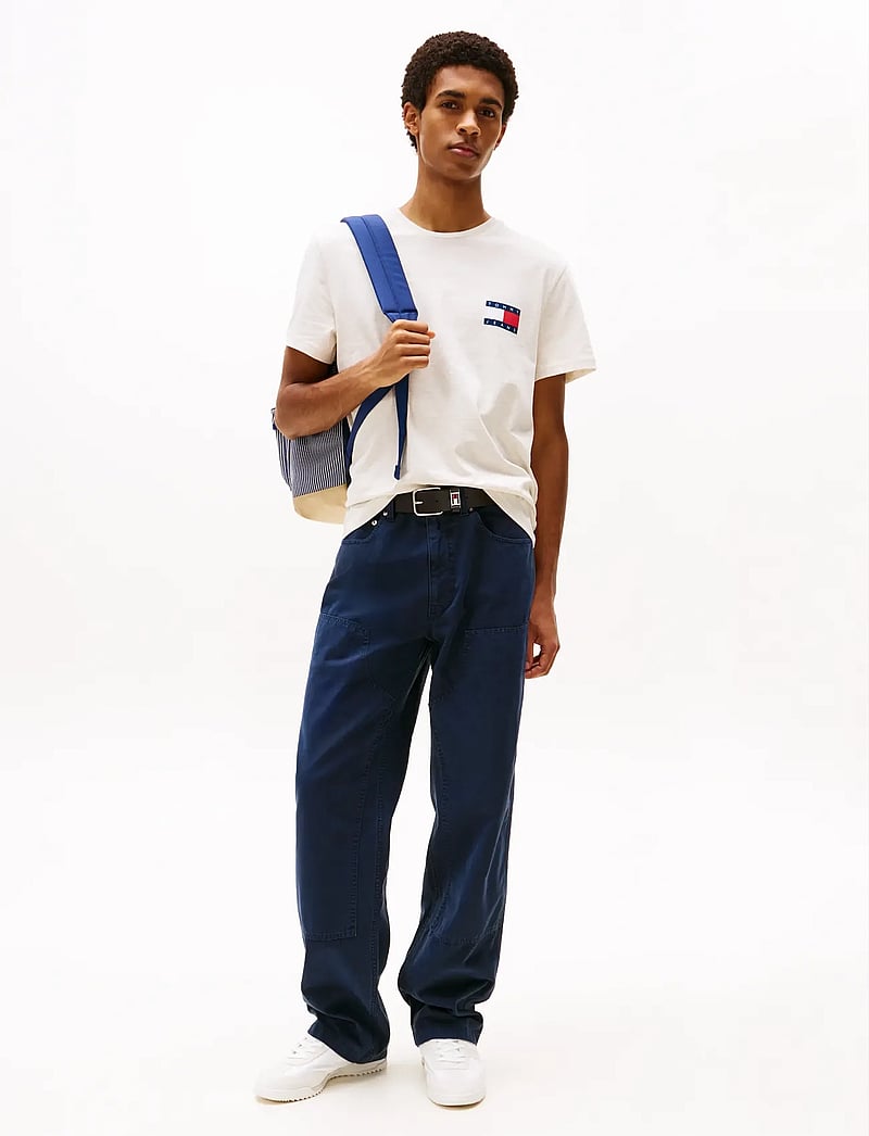 Tommy Jeans - TJM SLIM ESSENTIAL FLAG TEE EXT - kortärmade t-shirts - oat marl htr - 2