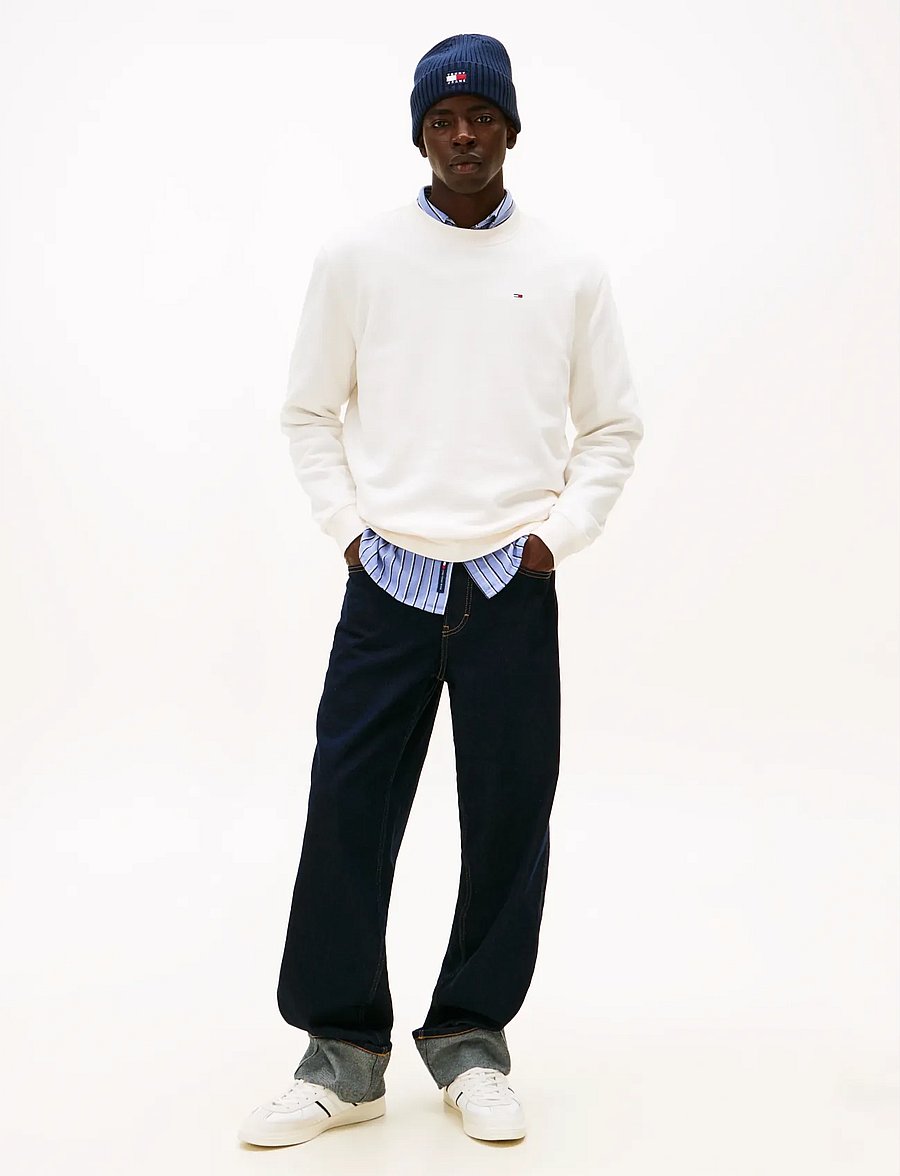 Tommy Jeans - TJM REG S FLAG CREW - feriefavoritter - ancient white - 2
