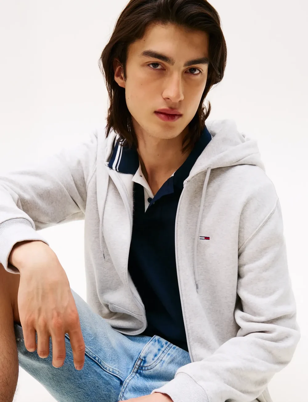 Tommy Jeans - TJM REG S FLAG ZIP THRU - bluzy z kapturem - silver grey heather - 4