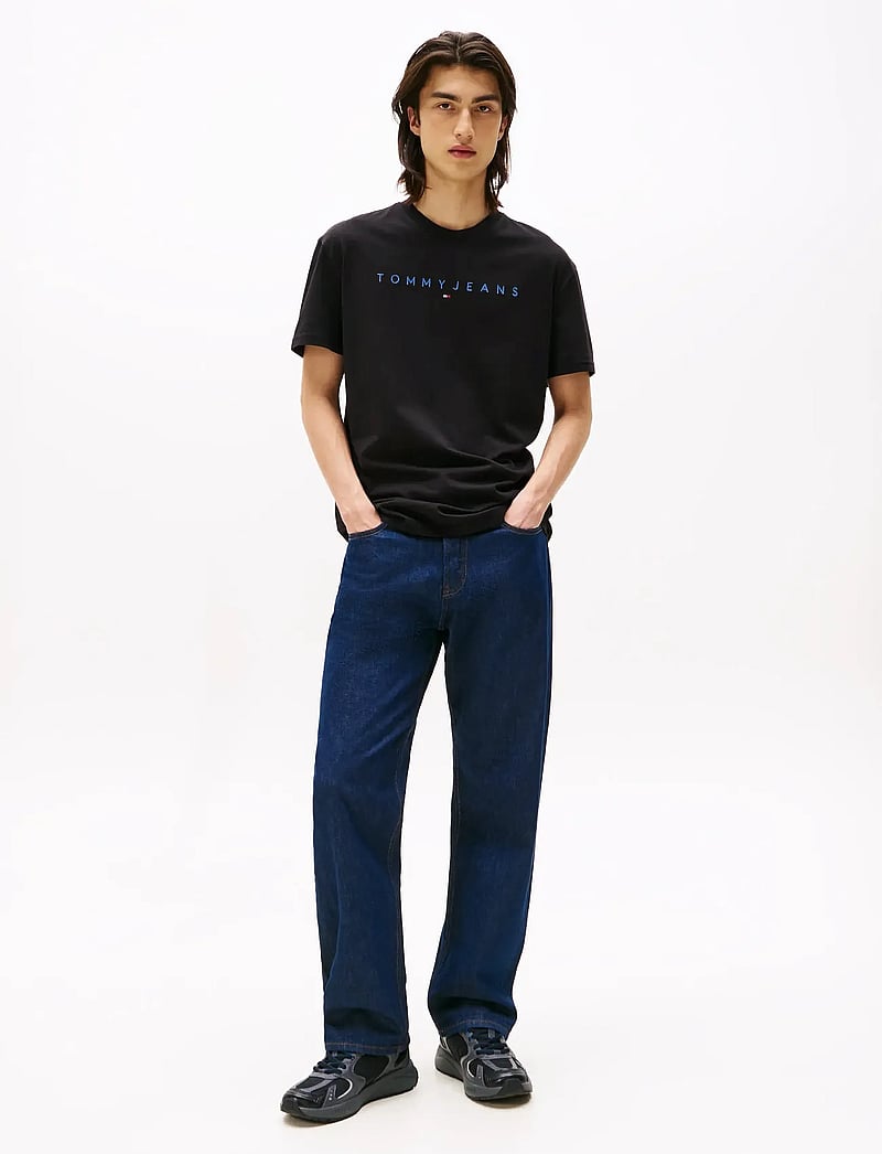 Tommy Jeans - TJM REG LINEAR LOGO TEE EXT - kortærmede t-shirts - black multi - 2