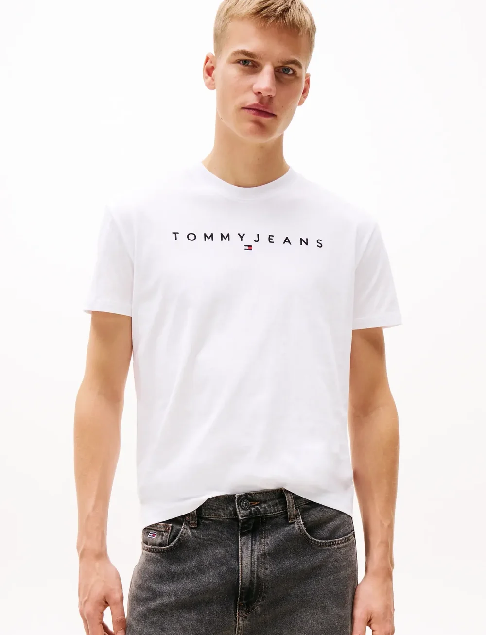 Tommy Jeans - TJM REG LINEAR LOGO TEE EXT - kurzärmelig - white - 0