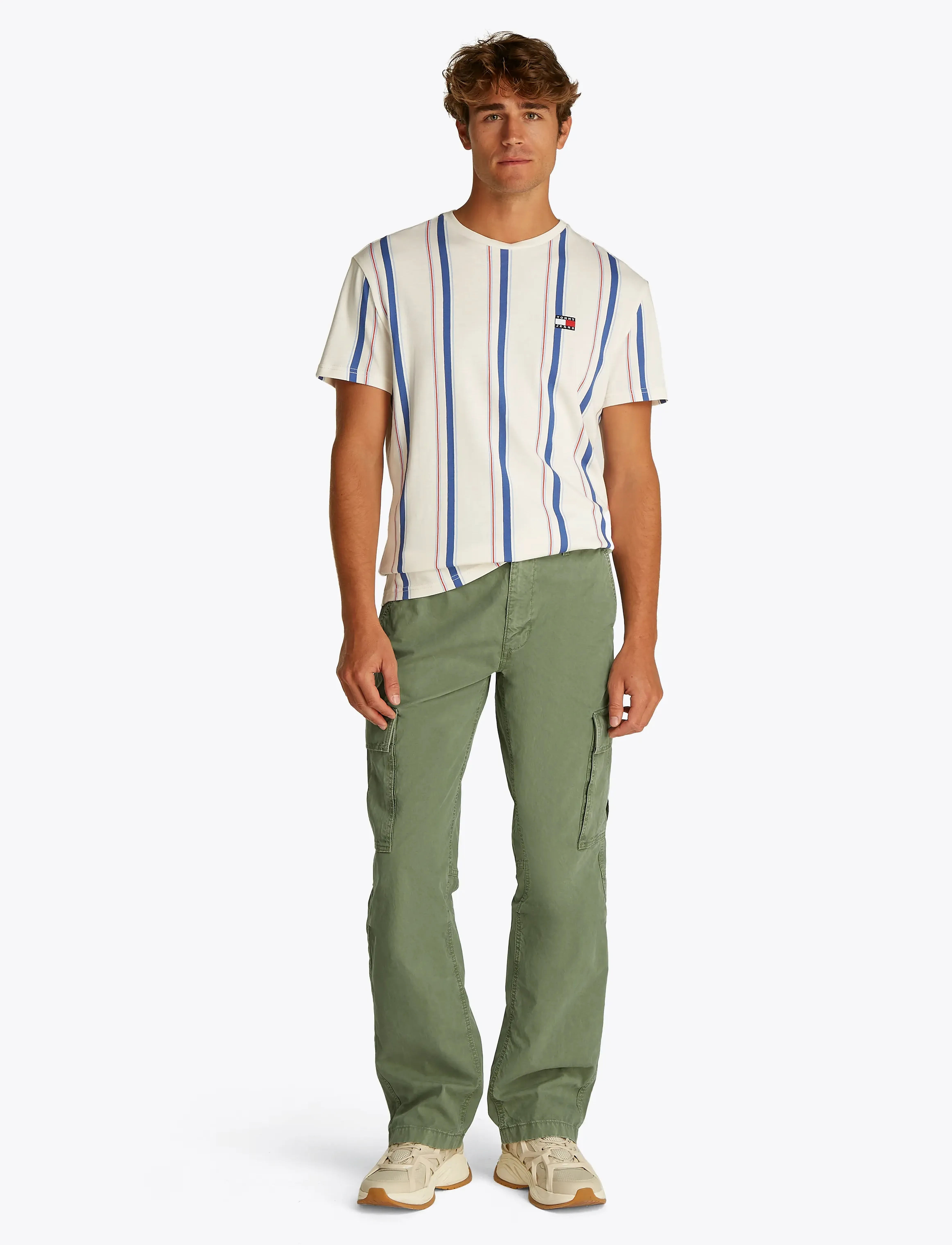Tommy Jeans TJM JAIMIE TWILL RLX STR CARGO - Cargohose - ARUBA GREEN / khaki/green