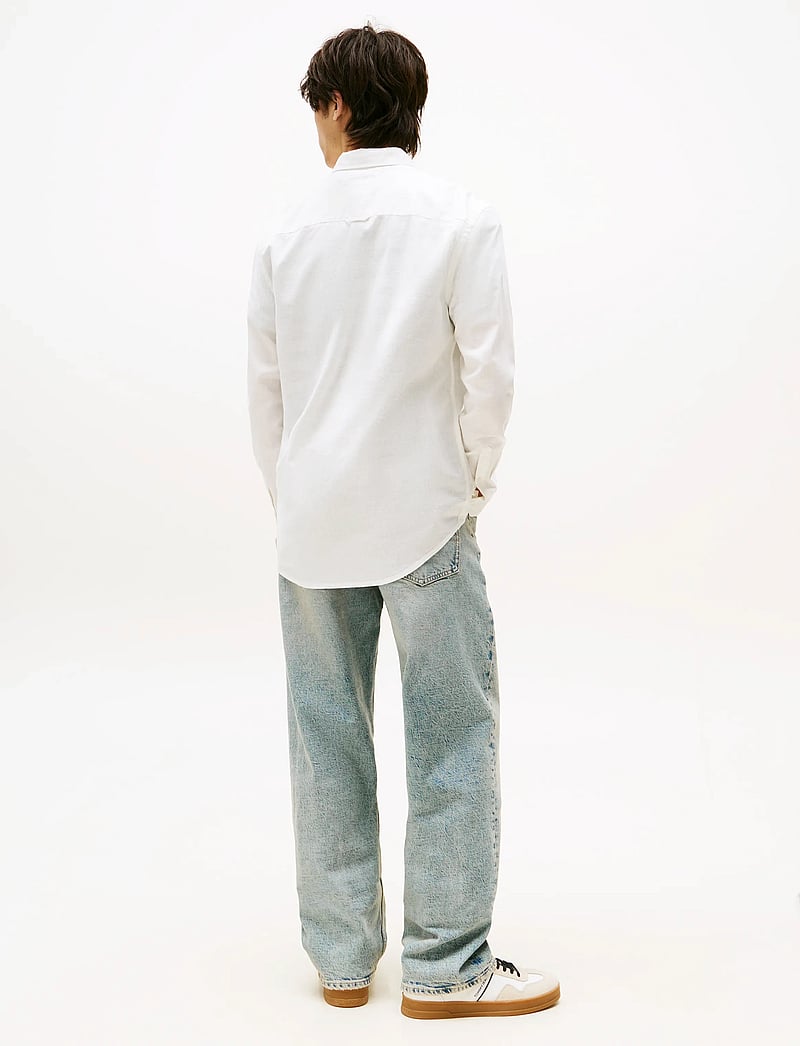 Tommy Jeans - TJM REG LINEN BLEND LS SHIRT EXT - oxford-hemden - ecru - 4