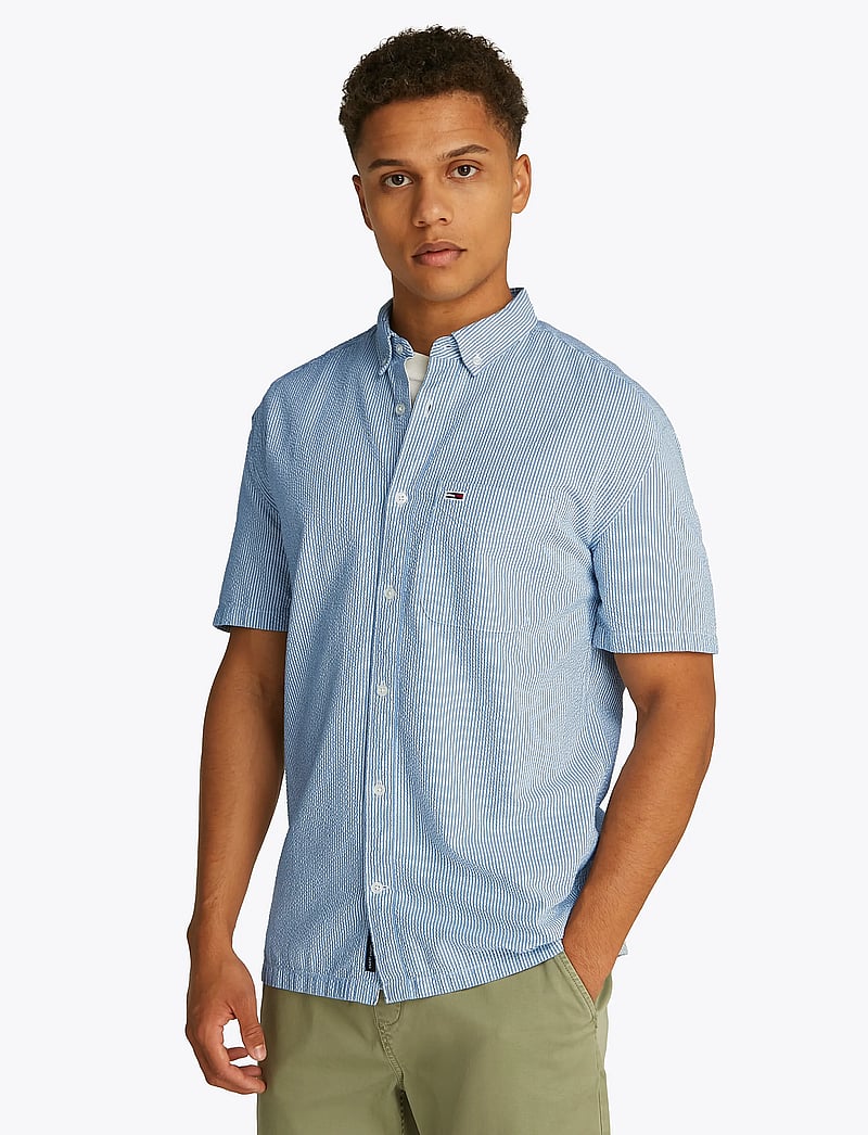 Tommy Jeans - TJM REG SEERSUCKER STP SS SHIRT - kortærmede skjorter - colorado blue stripes - 0