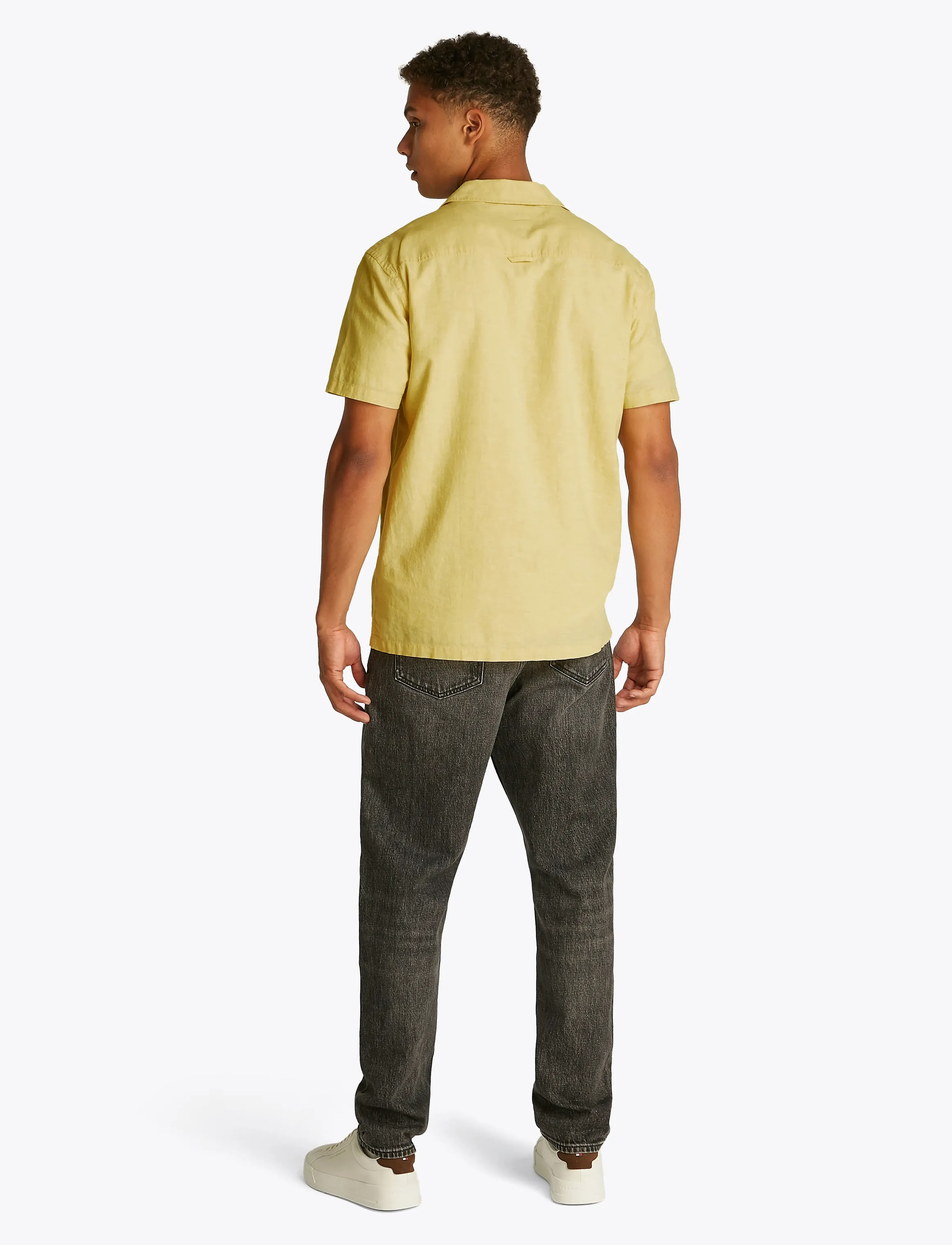 Tommy Jeans - TJM LINEN BLEND CAMP SS EXT - linneskjortor - yellow dahlia - 3