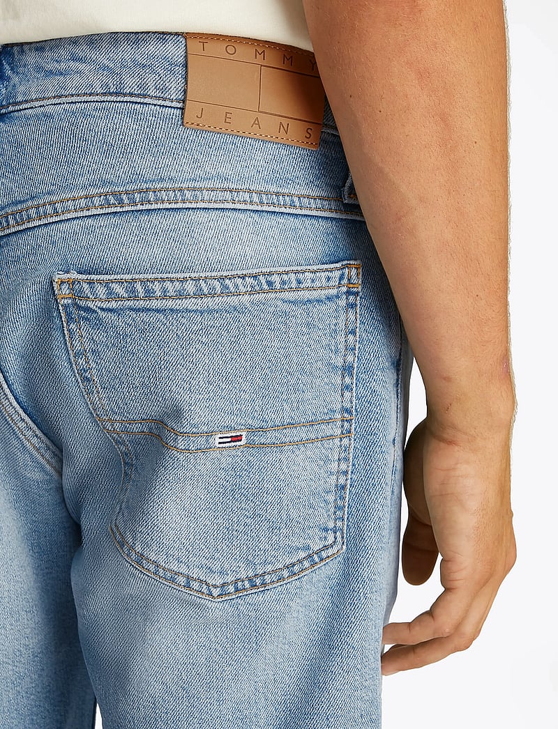 Tommy Jeans - RONNIE SHORT BI0112 - jorts - denim light - 2