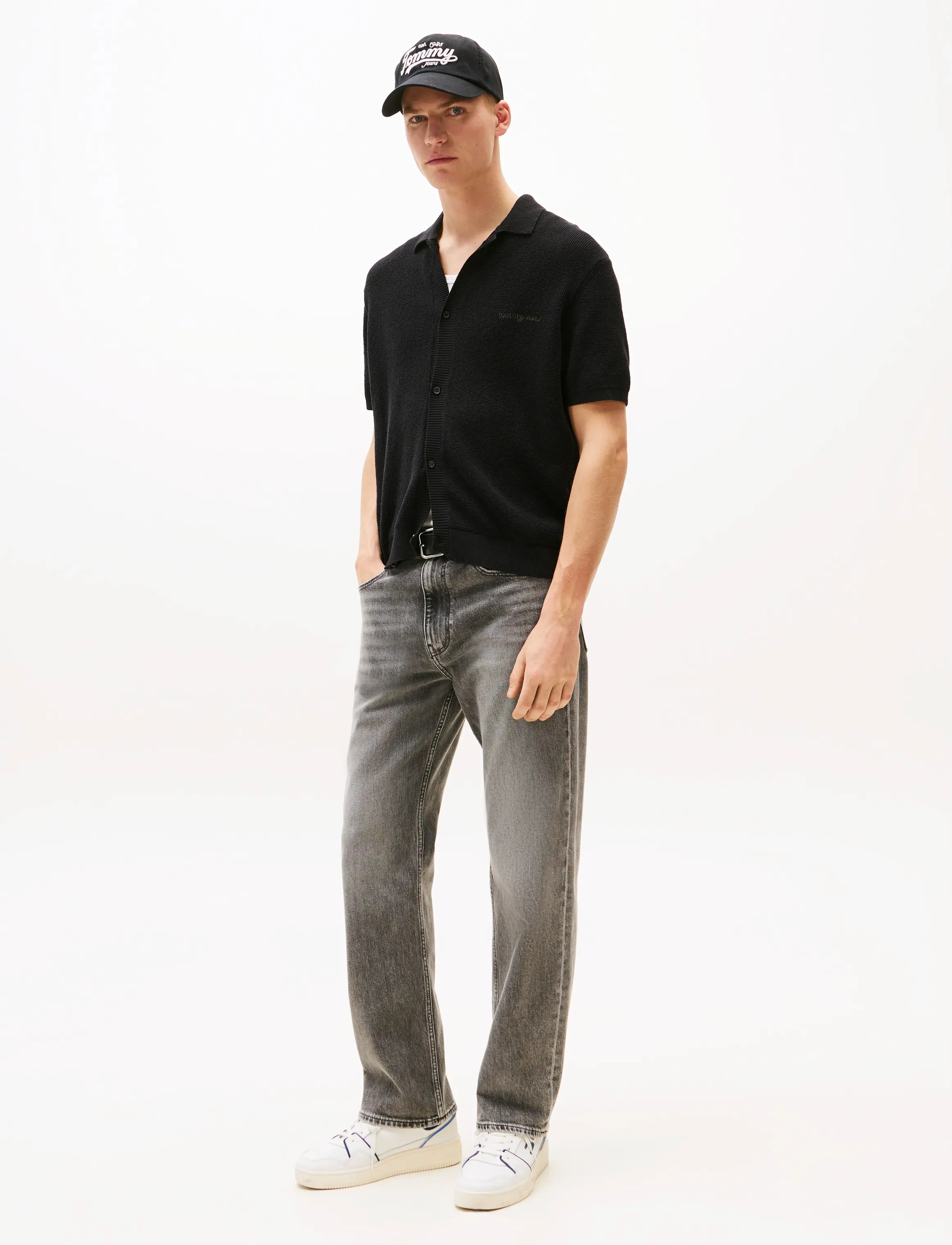 Tommy Jeans - TJM 90S SCRIPT SS SHIRT SWEATER - kortermede skjorter - black - 3
