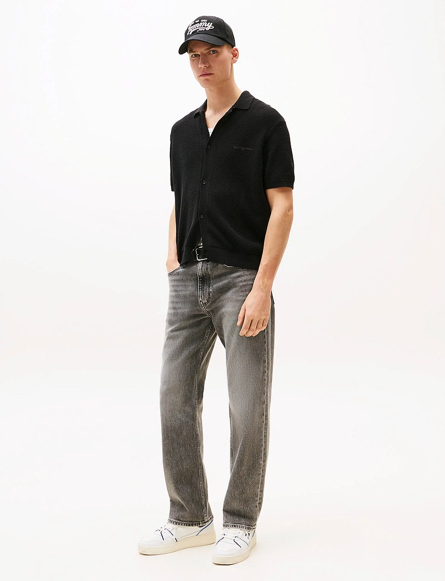 Tommy Jeans - TJM 90S SCRIPT SS SHIRT SWEATER - short-sleeved shirts - black - 3