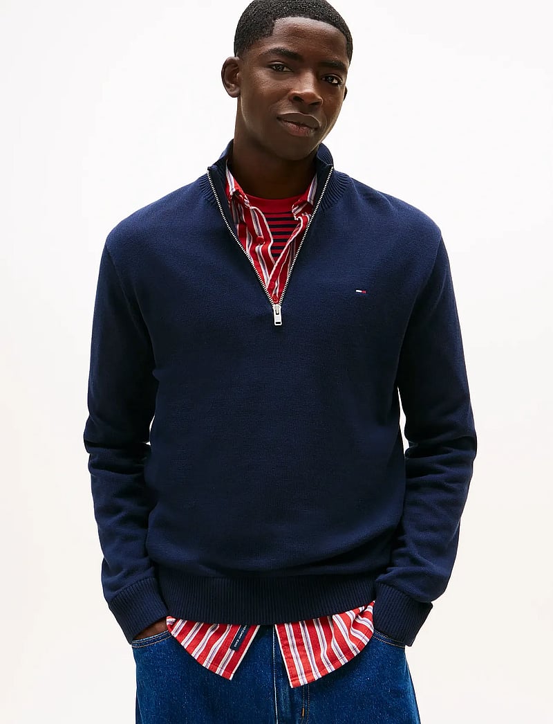 Tommy Jeans - TJM SLM ESS LIGHT ¼ ZIP SWTR EXT - halfzip strik - dark night navy - 0