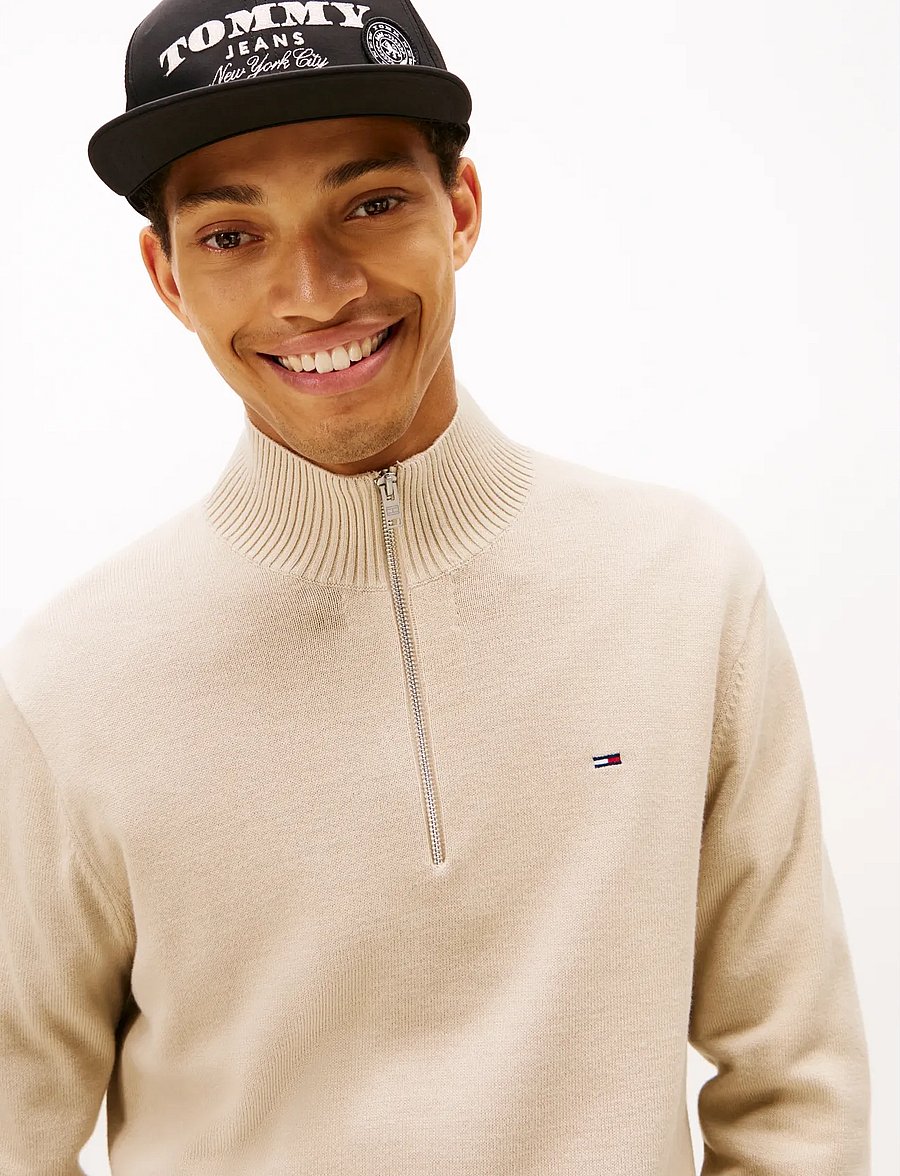 Tommy Jeans - TJM SLM ESS LIGHT ¼ ZIP SWTR EXT - pullover mit halbem reißverschluss - gulf sand - 4