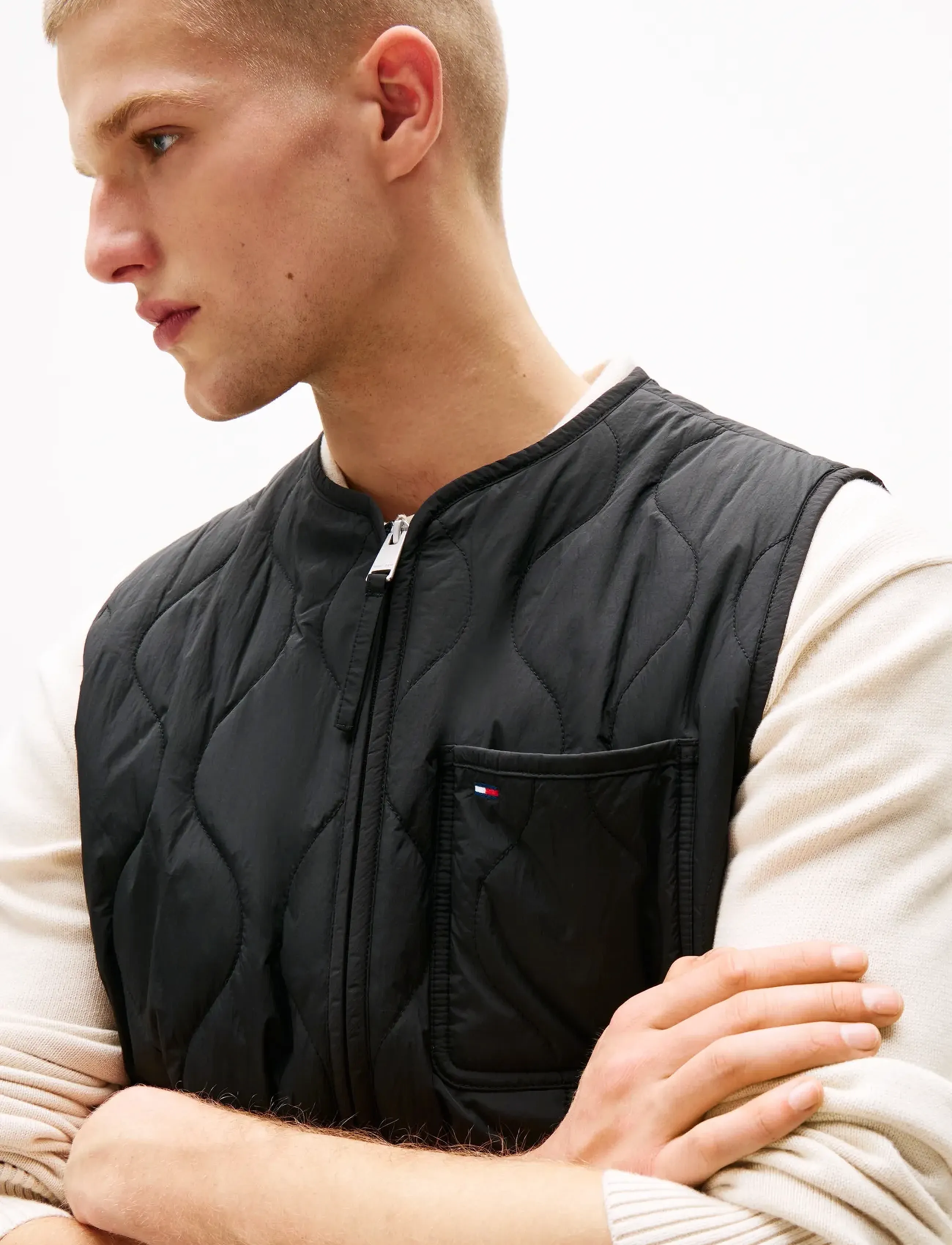 Tommy Jeans - TJM QUILTED VEST EXT - black - 5