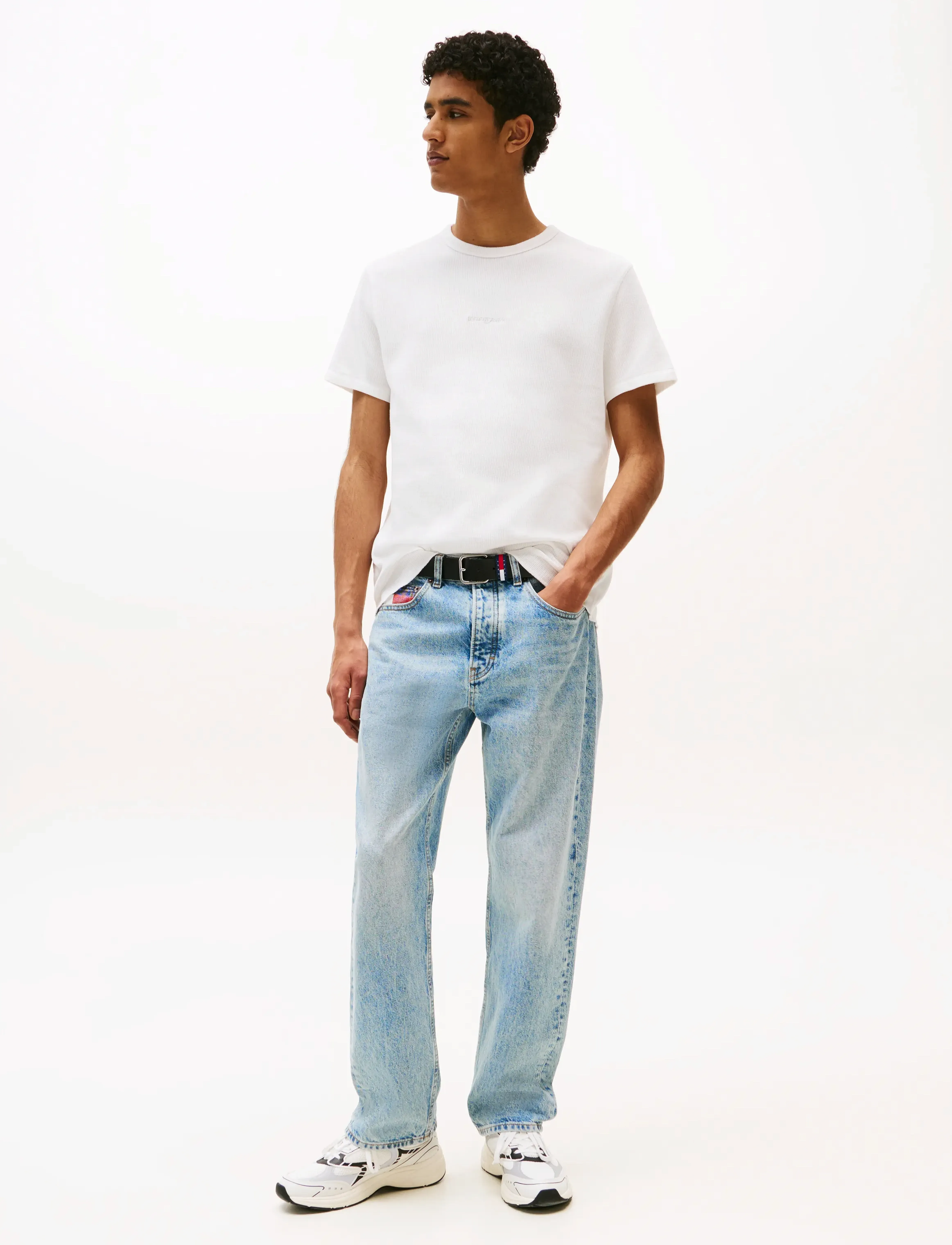 Tommy Jeans - TJM SLIM WAFFLE SCRIPT TEE - kortærmede t-shirts - ecru - 3