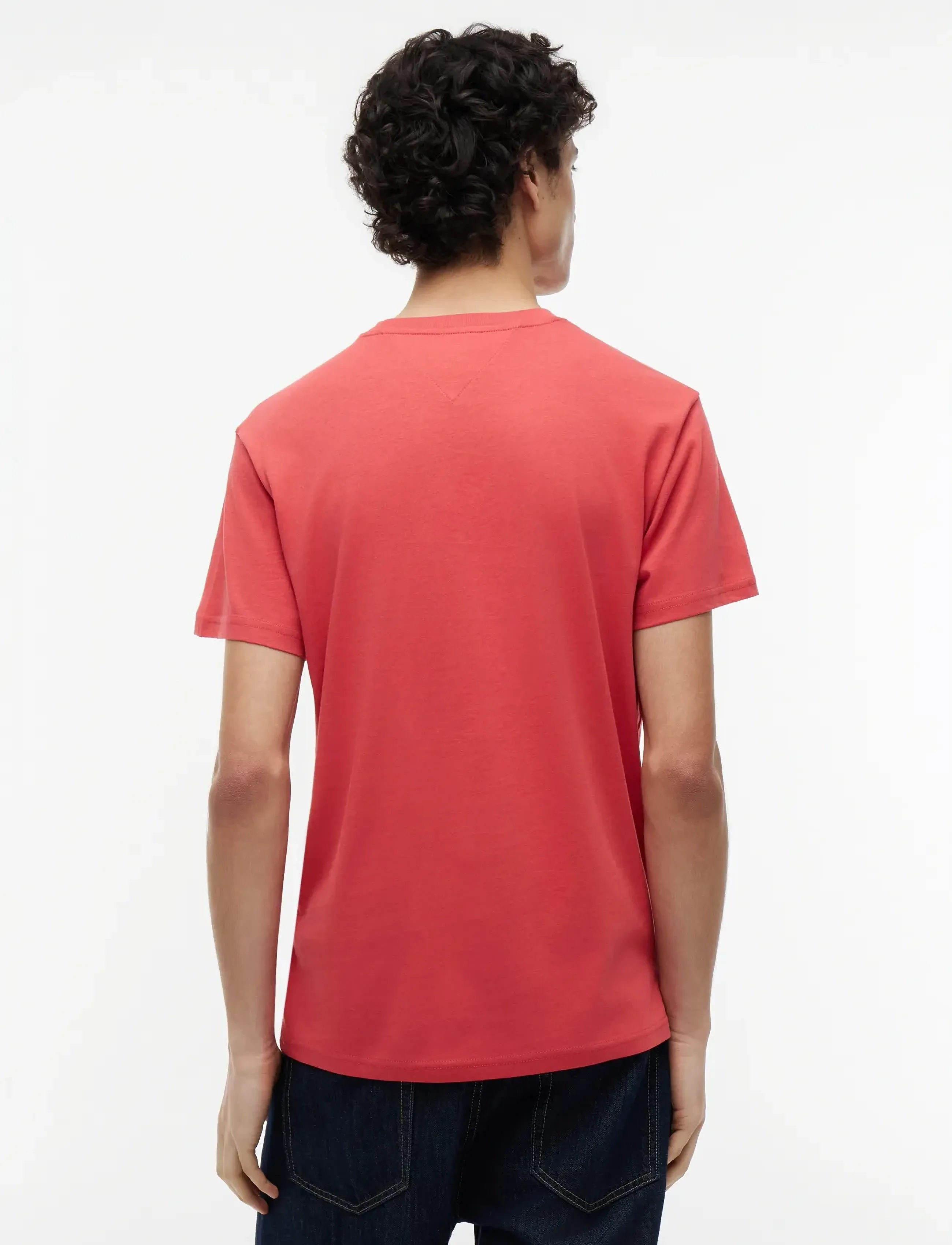 Tommy Jeans - TJM SLIM LINEAR CHEST TEE EXT - short-sleeved t-shirts - anthem red - 2