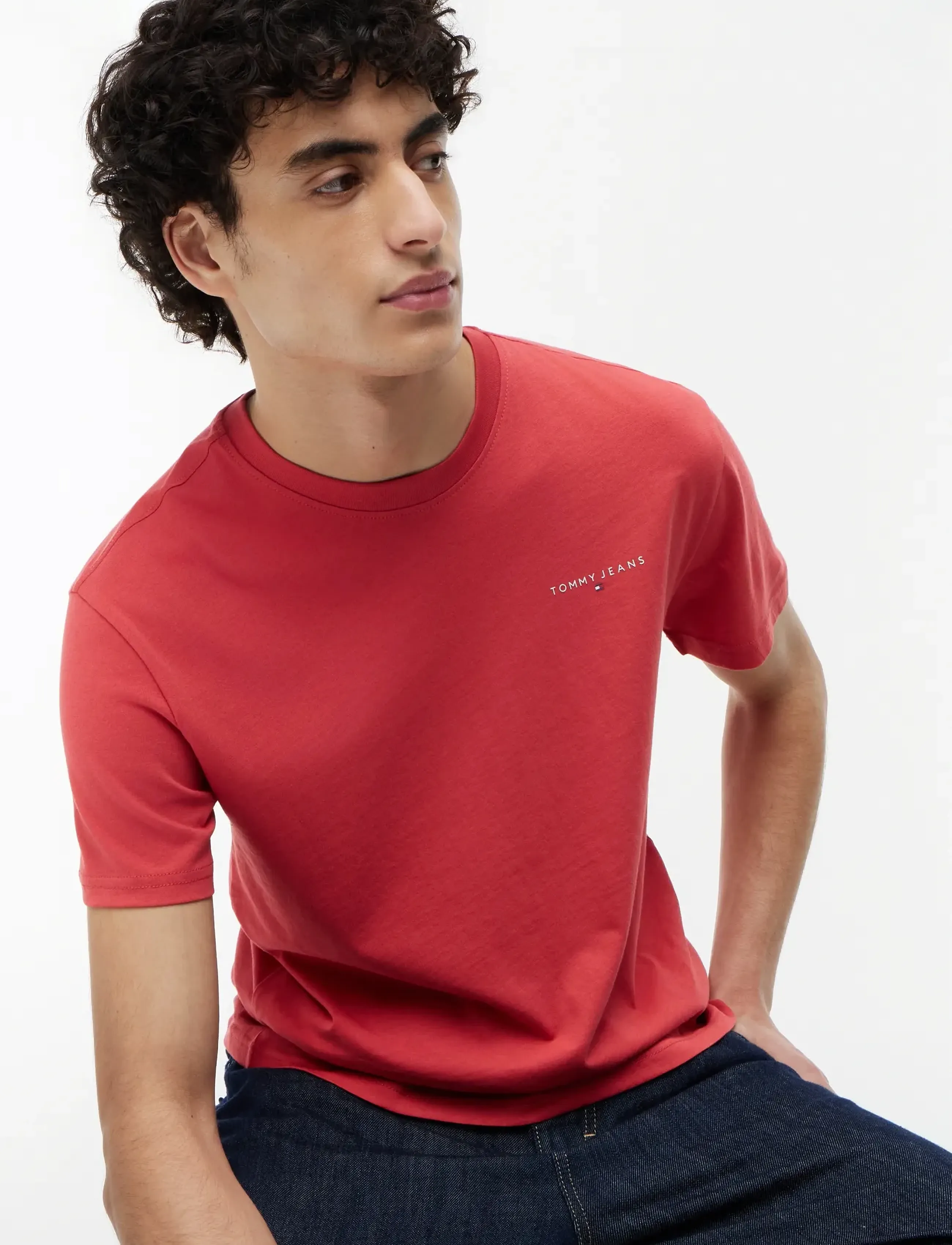 Tommy Jeans - TJM SLIM LINEAR CHEST TEE EXT - short-sleeved t-shirts - anthem red - 3