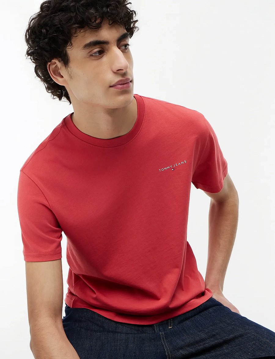 Tommy Jeans - TJM SLIM LINEAR CHEST TEE EXT - short-sleeved t-shirts - anthem red - 3