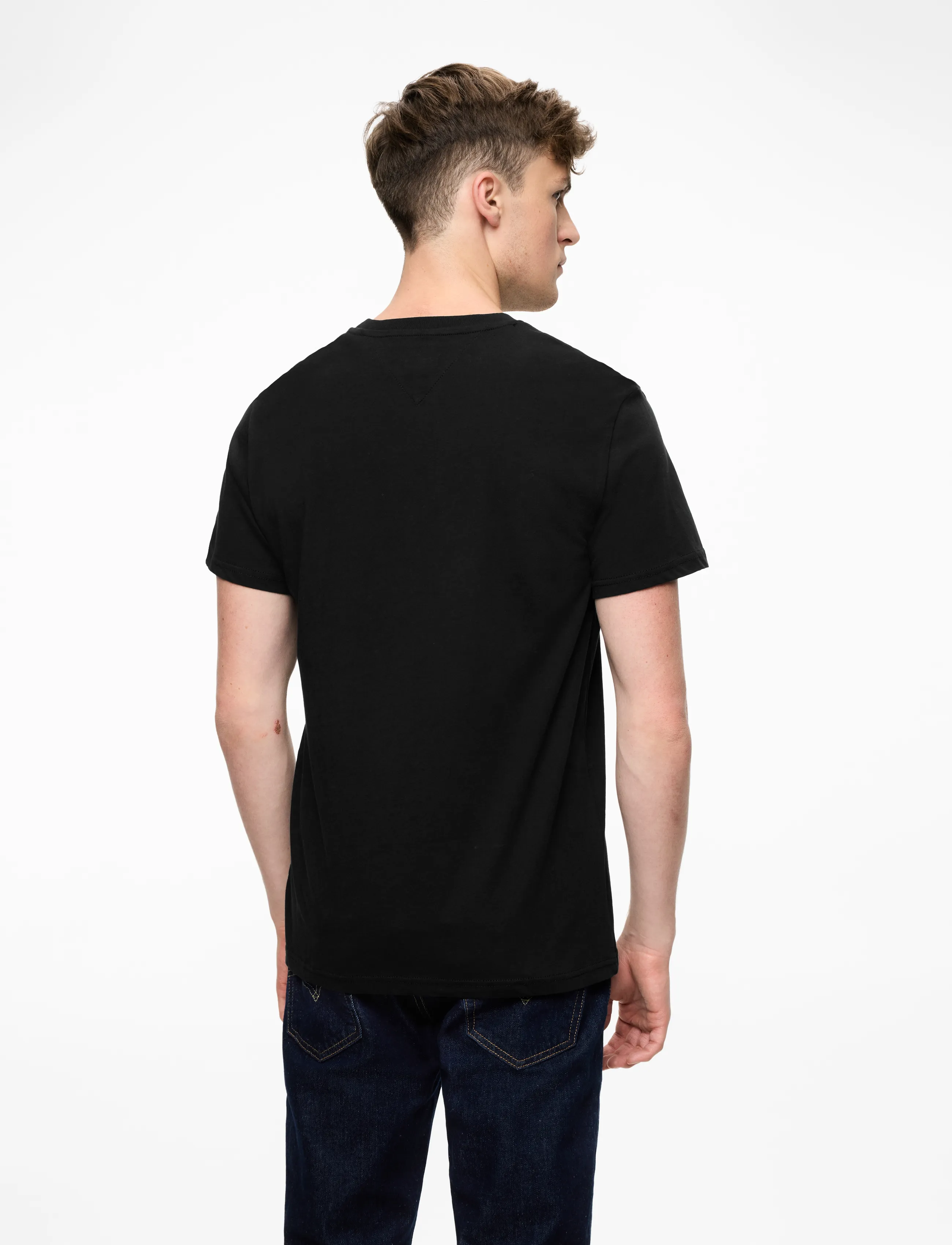 Tommy Jeans - TJM SLIM LINEAR CHEST TEE EXT - kortærmede t-shirts - black - 4
