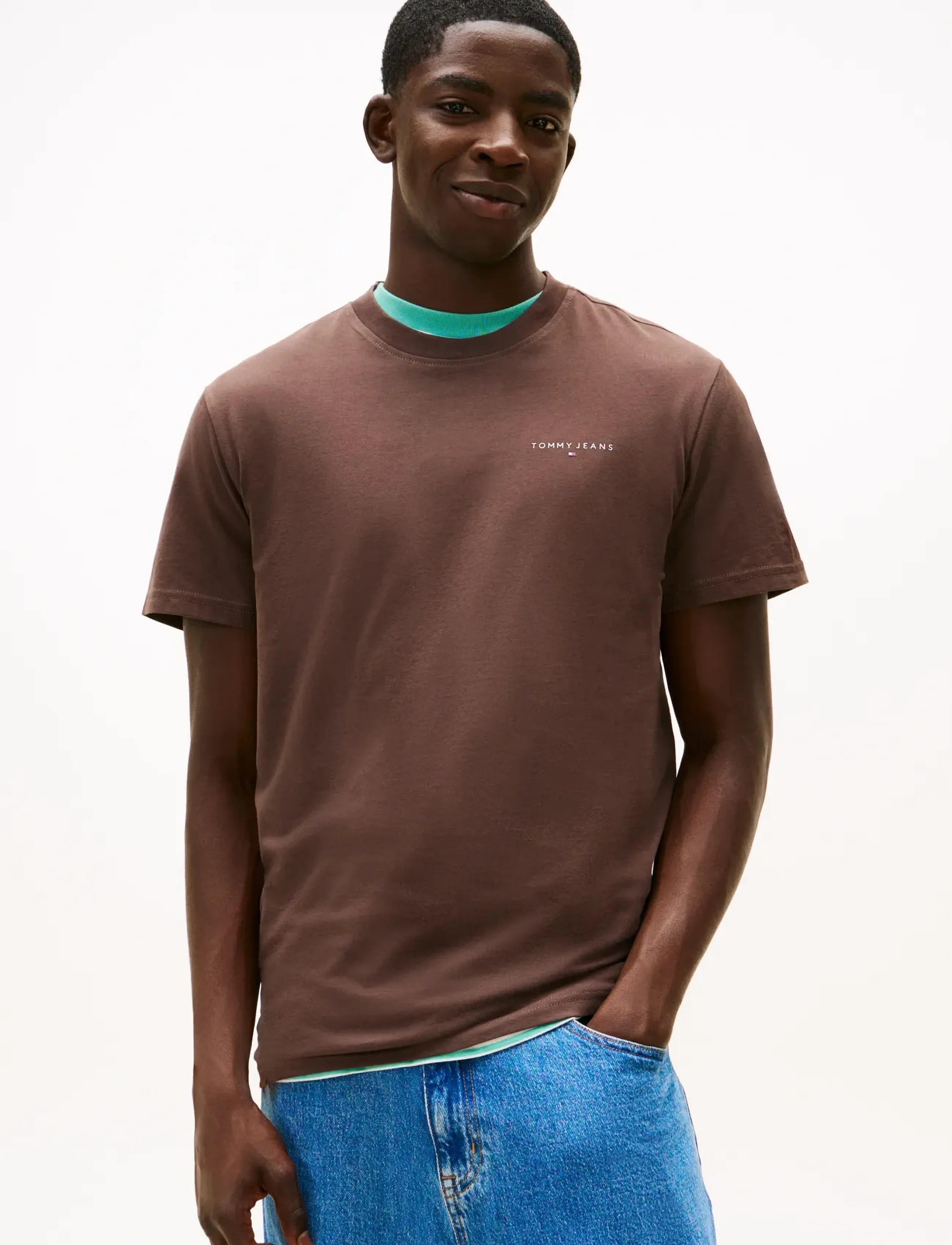 Tommy Jeans TJM SLIM LINEAR CHEST TEE EXT - Talvised pakkumised - BLACK WALNUT / brown