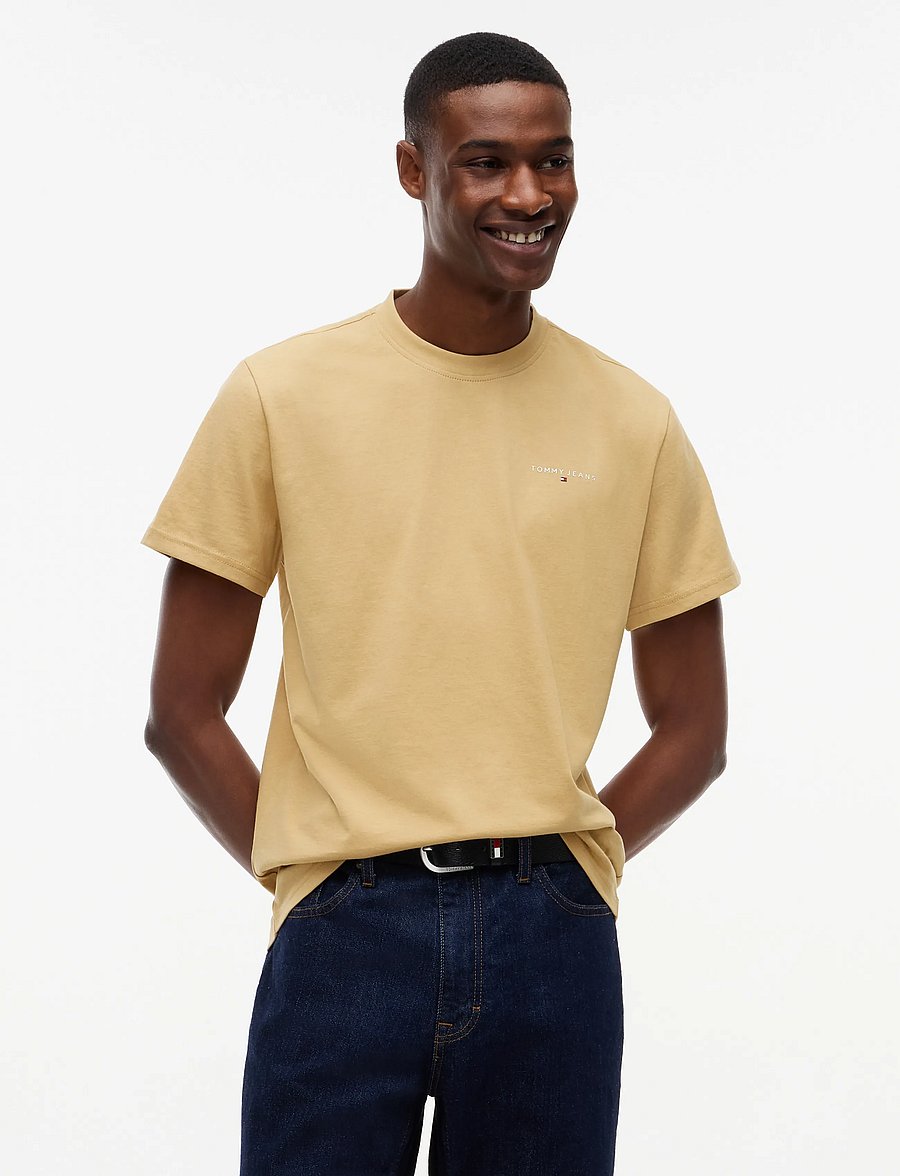 Tommy Jeans - TJM SLIM LINEAR CHEST TEE EXT - krótki rękaw - sandy beige - 0