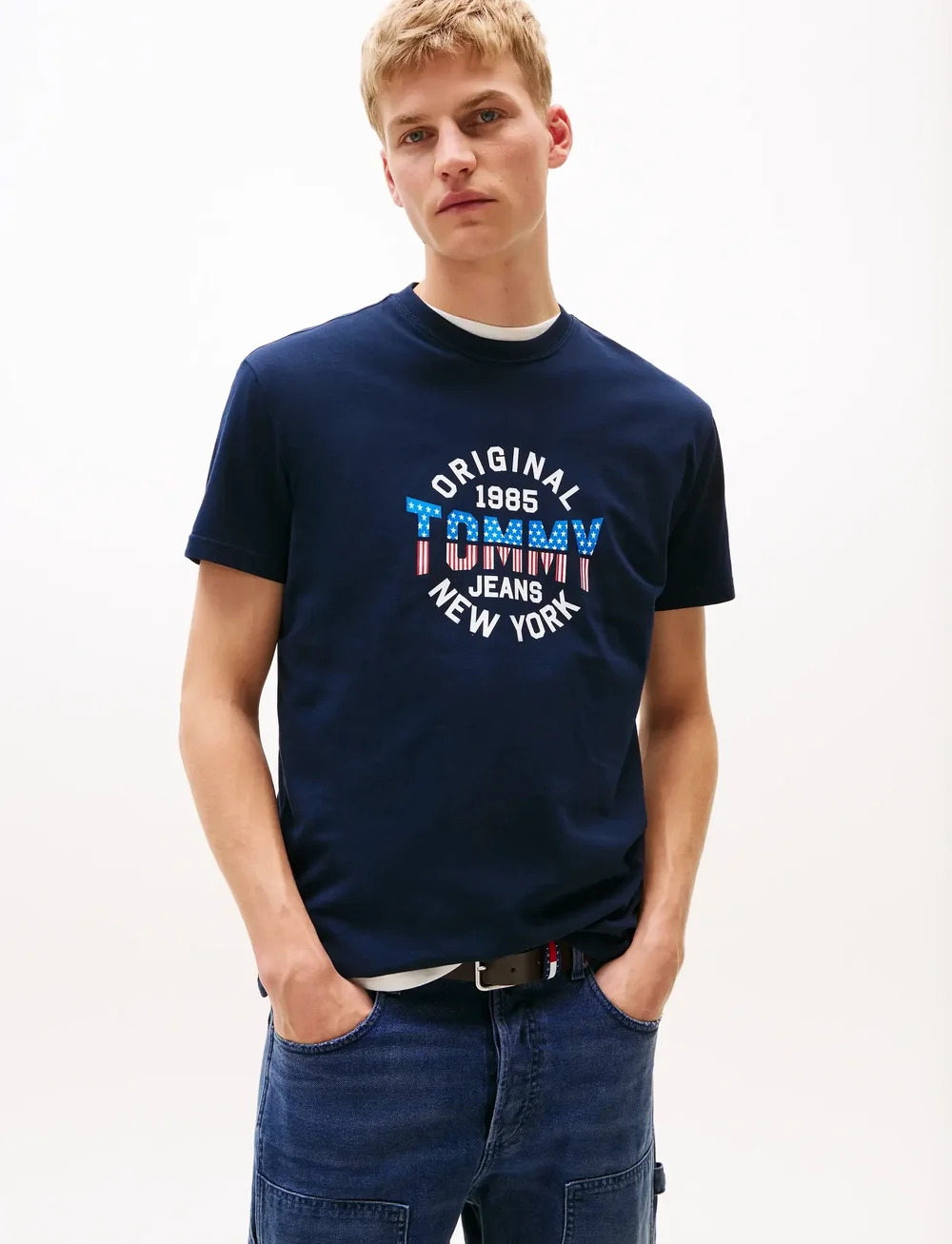 Tommy Jeans - TJM REG USA CIRCLE GRAPH SS TEE - lyhythihaiset - dark night navy - 0