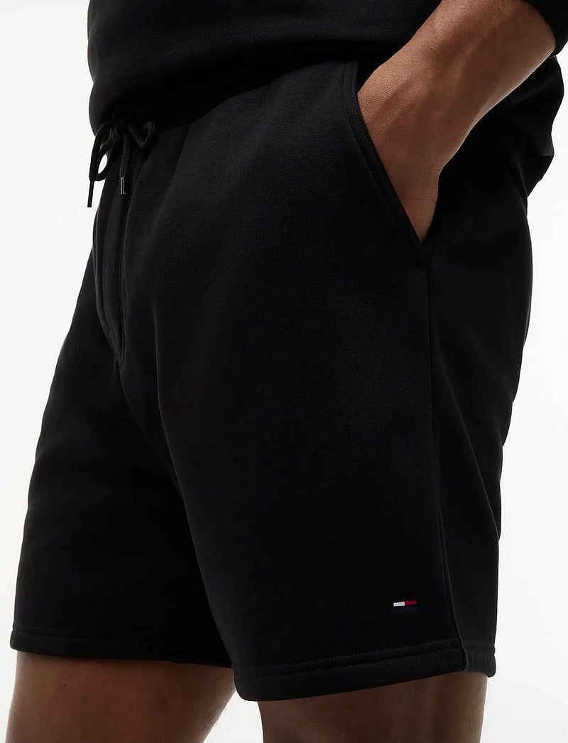 Tommy Jeans - TJM S FLAG BEACH SHORT EXT - sweatshorts - black - 5