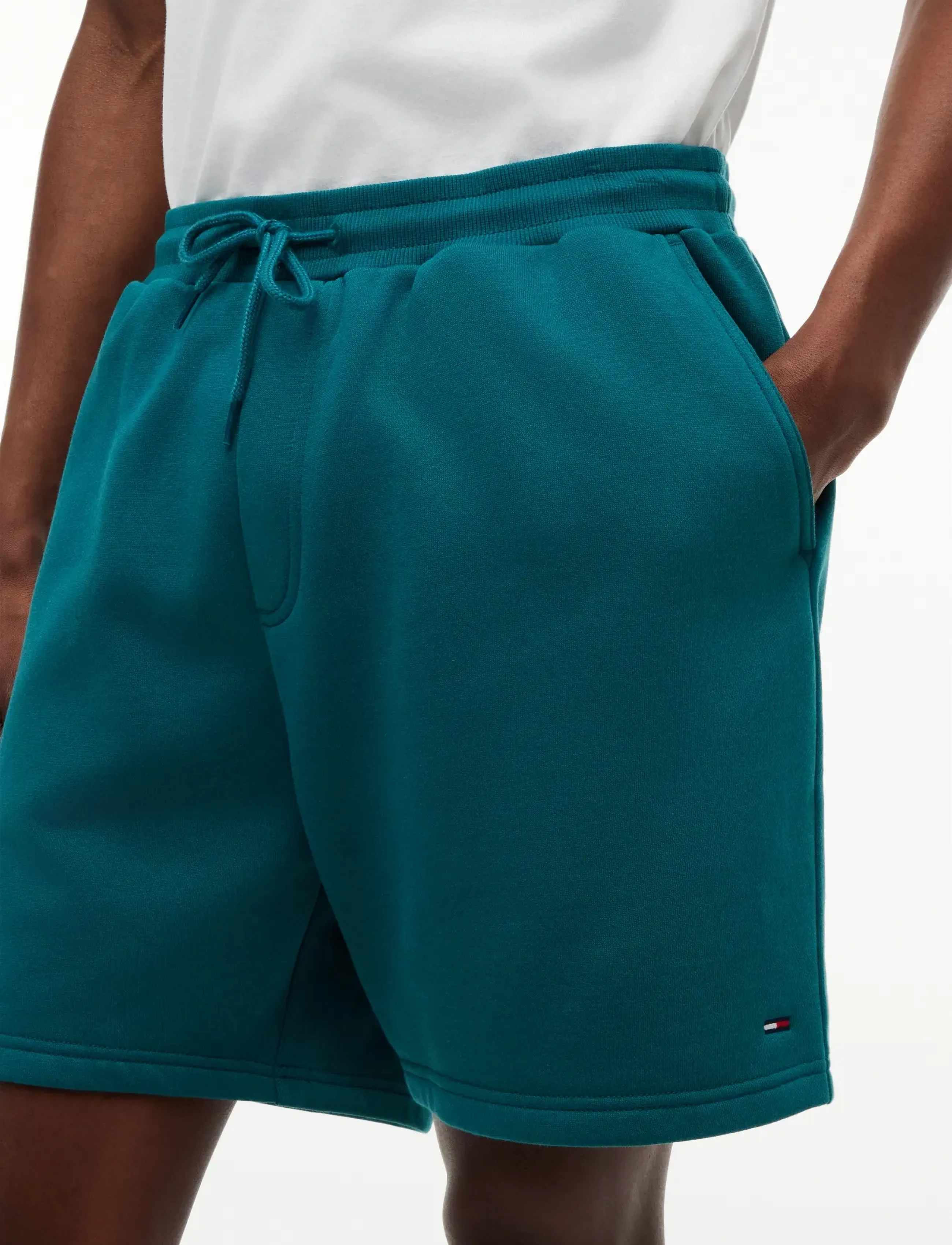 Tommy Jeans - TJM S FLAG BEACH SHORT EXT - sweatshorts - polar teal - 4