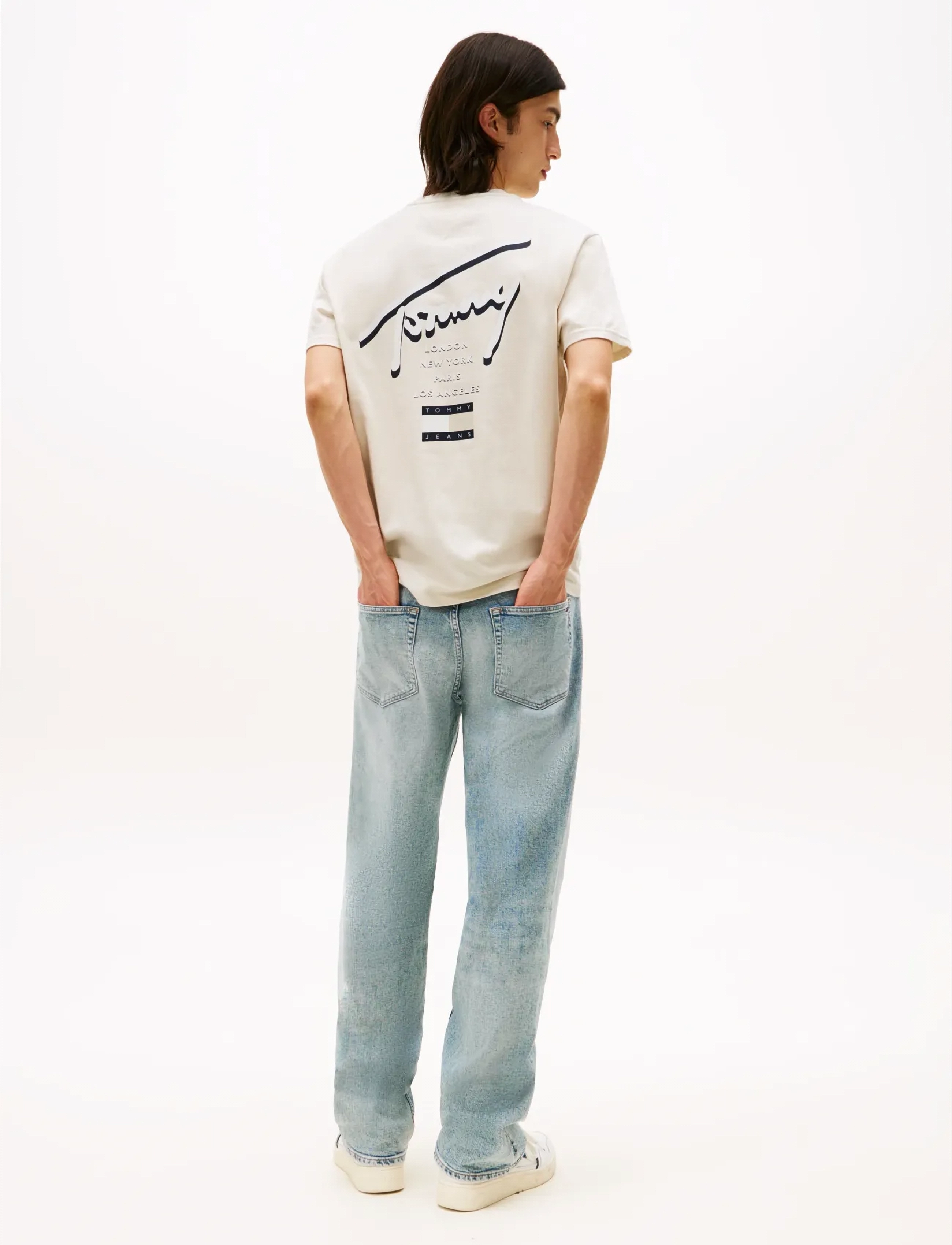Tommy Jeans - TJM REG SIGNATURE CITY TEE - kurzärmelig - desert sand dune - 3