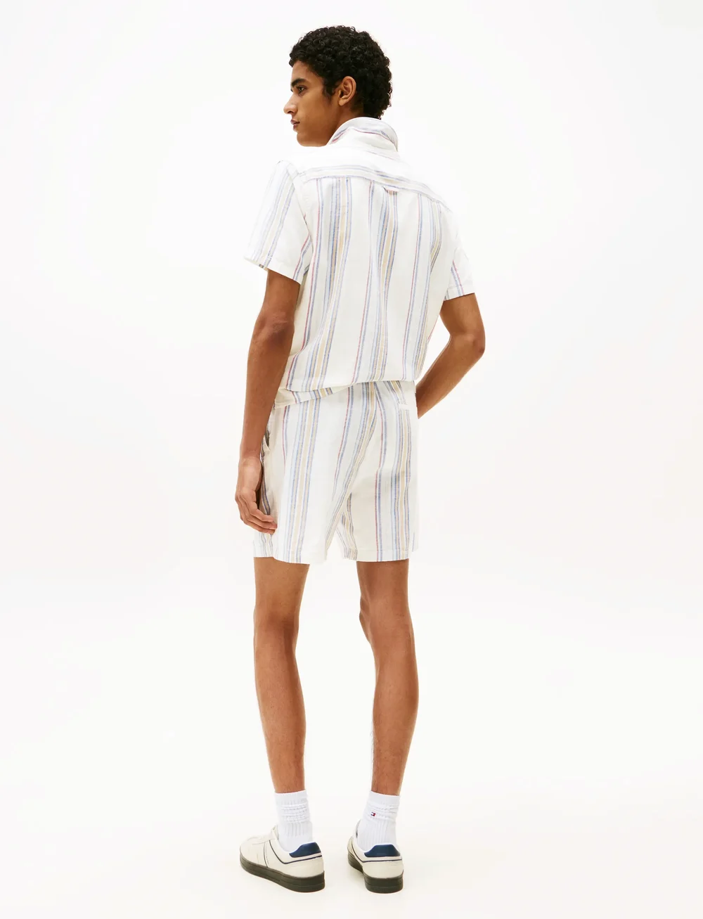 Tommy Jeans - TJM SLUB STR BEACH SHORT EXT - casual shorts - ancient white multi stripes - 5