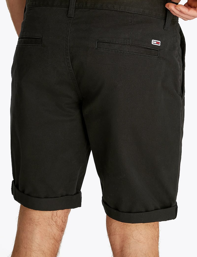 Tommy Jeans - TJM SCANTON SHORT - chinos shorts - black - 5
