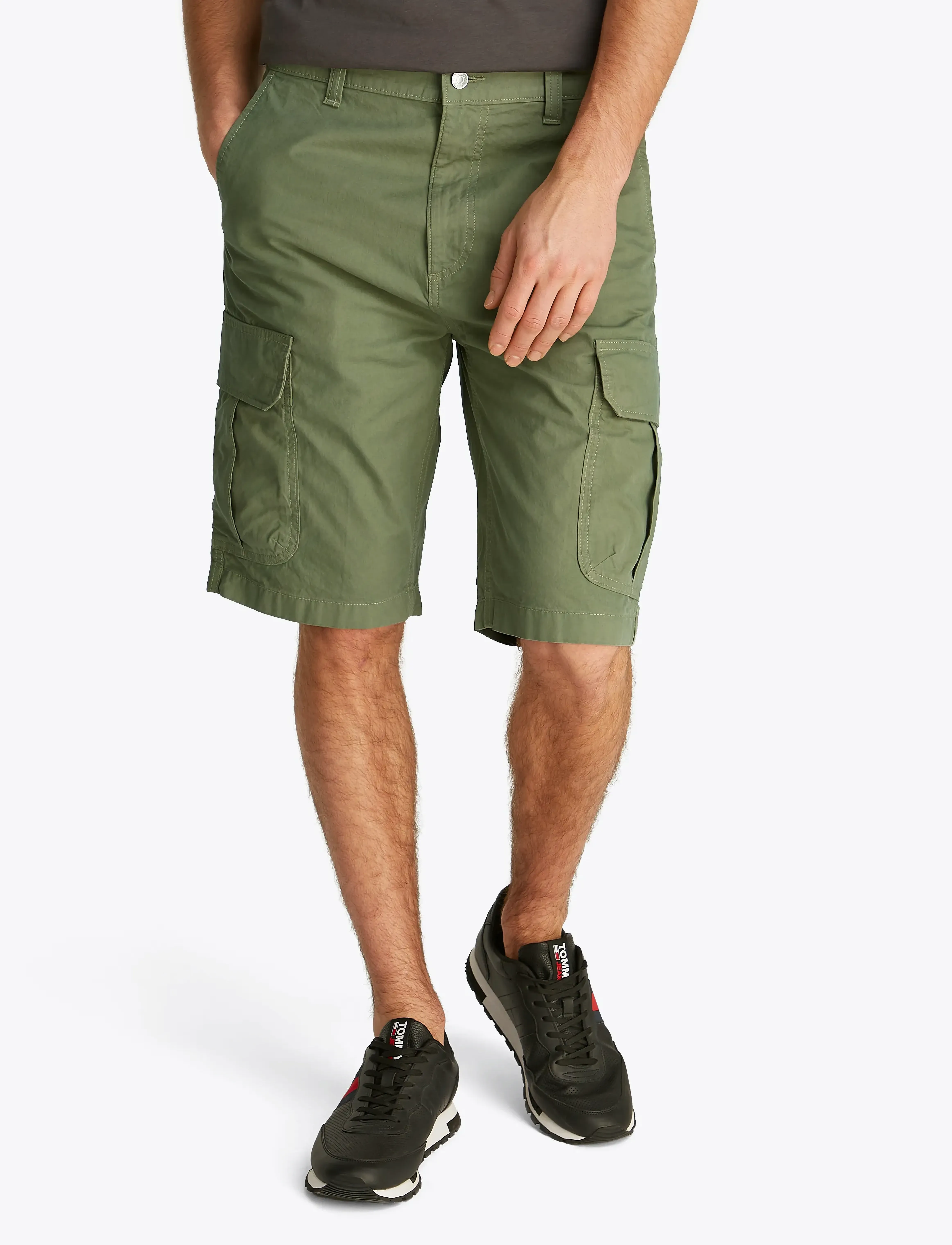 Tommy Jeans TJM OTIS TWILL REG CARGO SHORT - Tommy Hilfiger - ARUBA GREEN / green