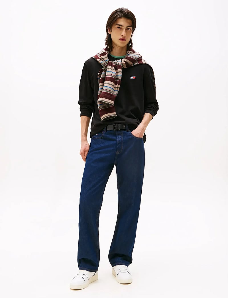 Tommy Jeans - TJM REG BADGE TEE LS - pikkade varrukatega t-särgid - black - 2