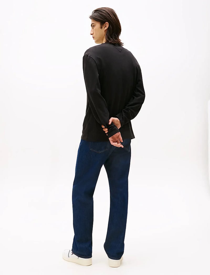 Tommy Jeans - TJM REG BADGE TEE LS - pikkade varrukatega t-särgid - black - 3