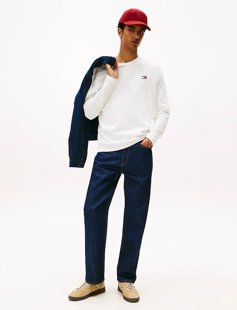 Tommy Jeans - TJM REG BADGE TEE LS - långärmade t-shirts - ecru - 2