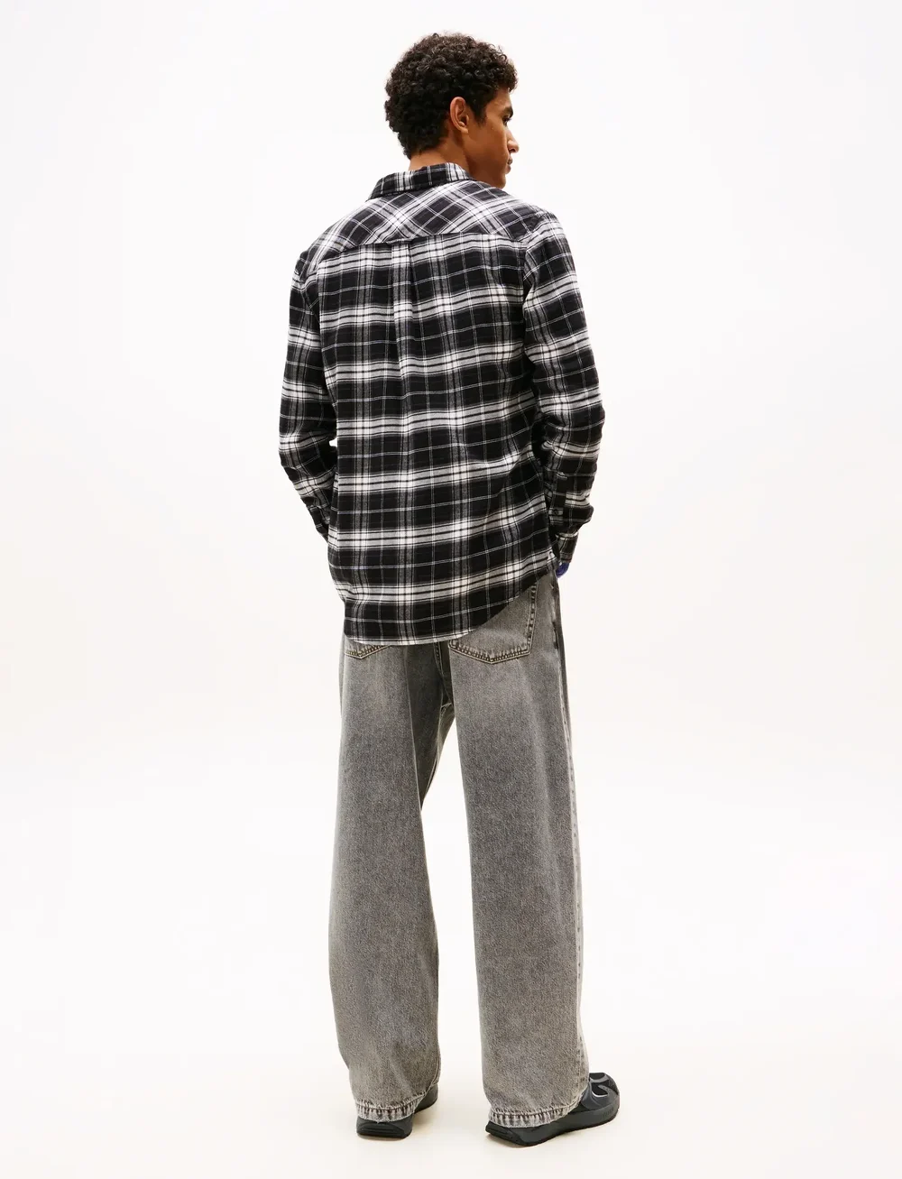 Tommy Jeans - TJM REG FLANNEL CHECK SHIRT EXT - flanellsärgid - black / big check - 3