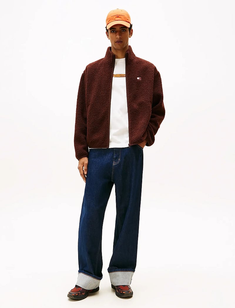 Tommy Jeans - TJM RLX BADGE FZ TEDDY - teddytröjor - rich brown - 3