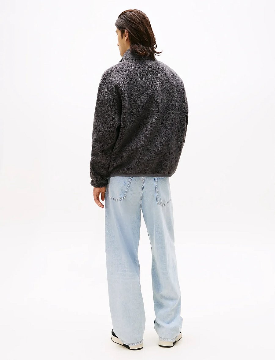 Tommy Jeans - TJM RLX BADGE FZ TEDDY - swetry pluszowe - washed black - 3