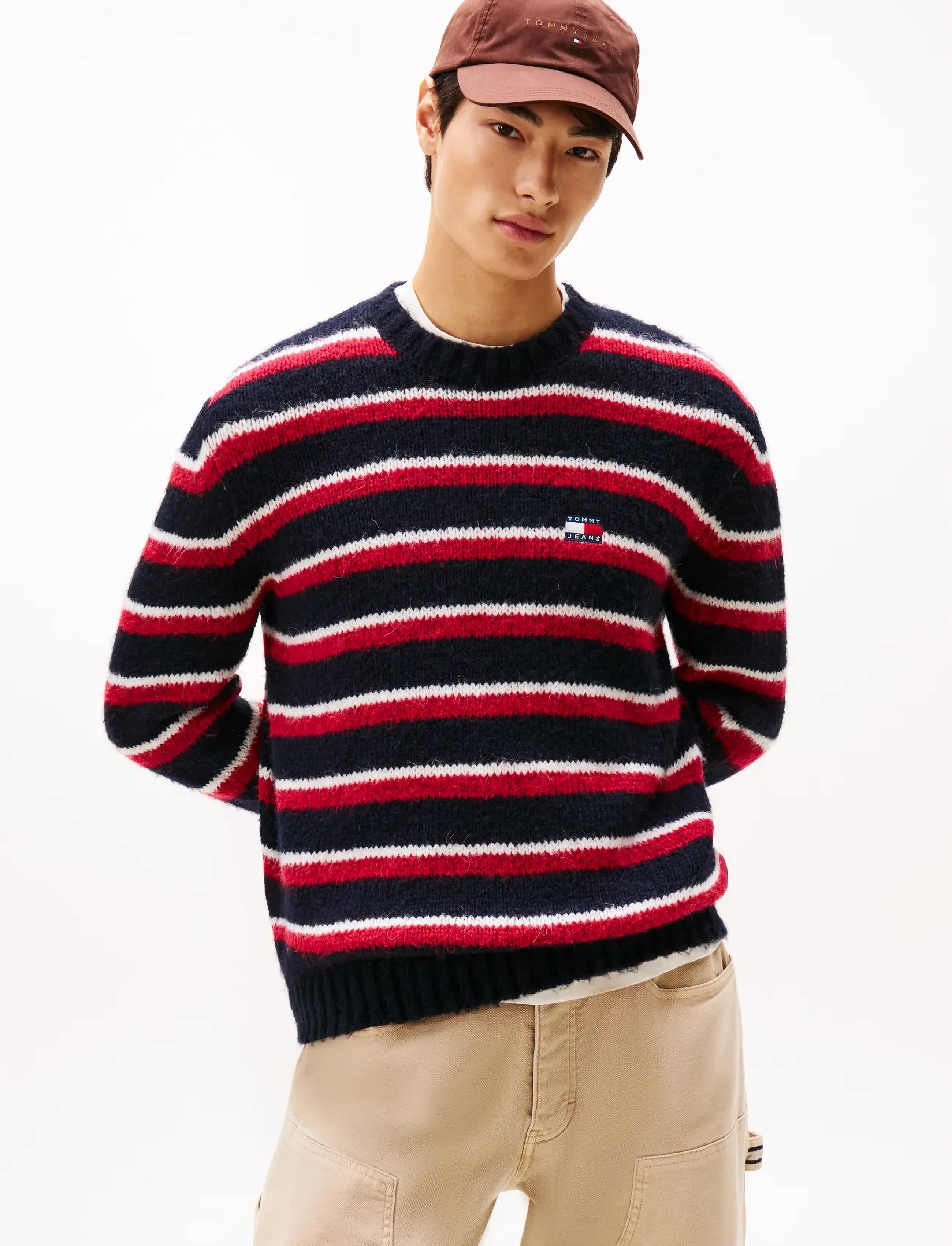 Tommy Jeans TJM REG BRSHD STRPE BADGE SWEAT - Strickmode - BOHEMIAN ROSE STRIPE / multi