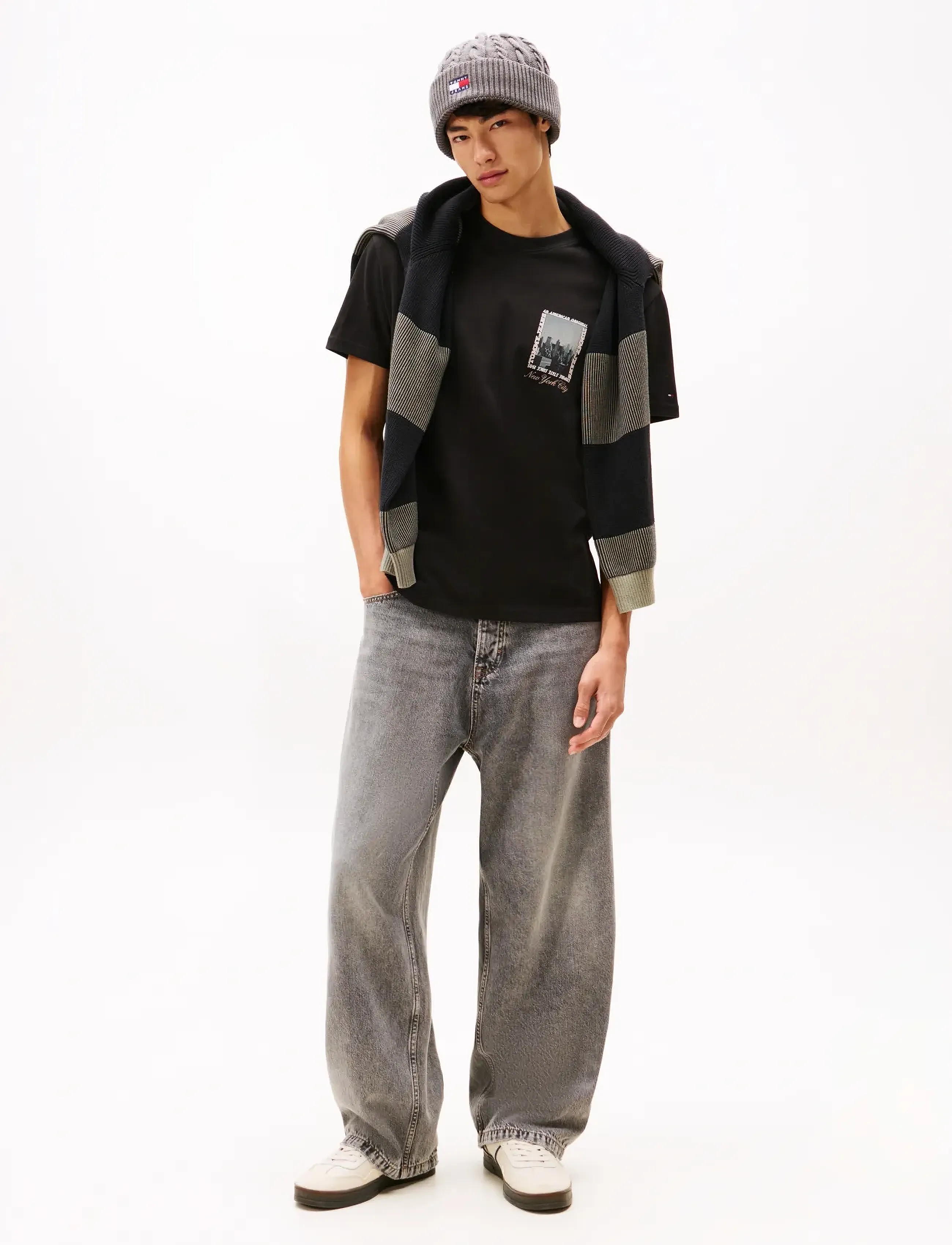 Tommy Jeans - TJM REG PHOTO TEE - stutterma bolir - black - 2