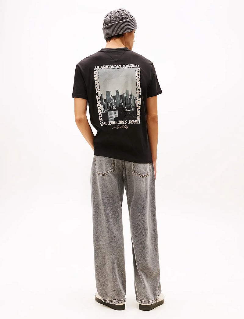 Tommy Jeans - TJM REG PHOTO TEE - kortärmade t-shirts - black - 3