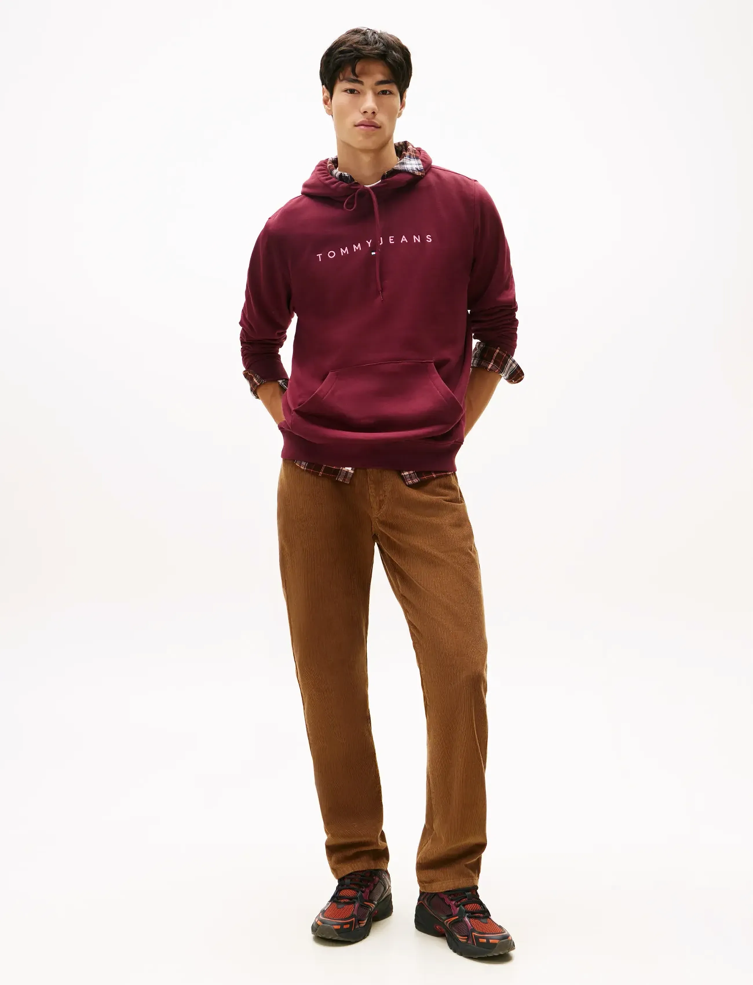 Tommy Jeans Tjm Ryan Cord Chino, 32 x 32, Trousers, Braun - Chinos, Männerswear