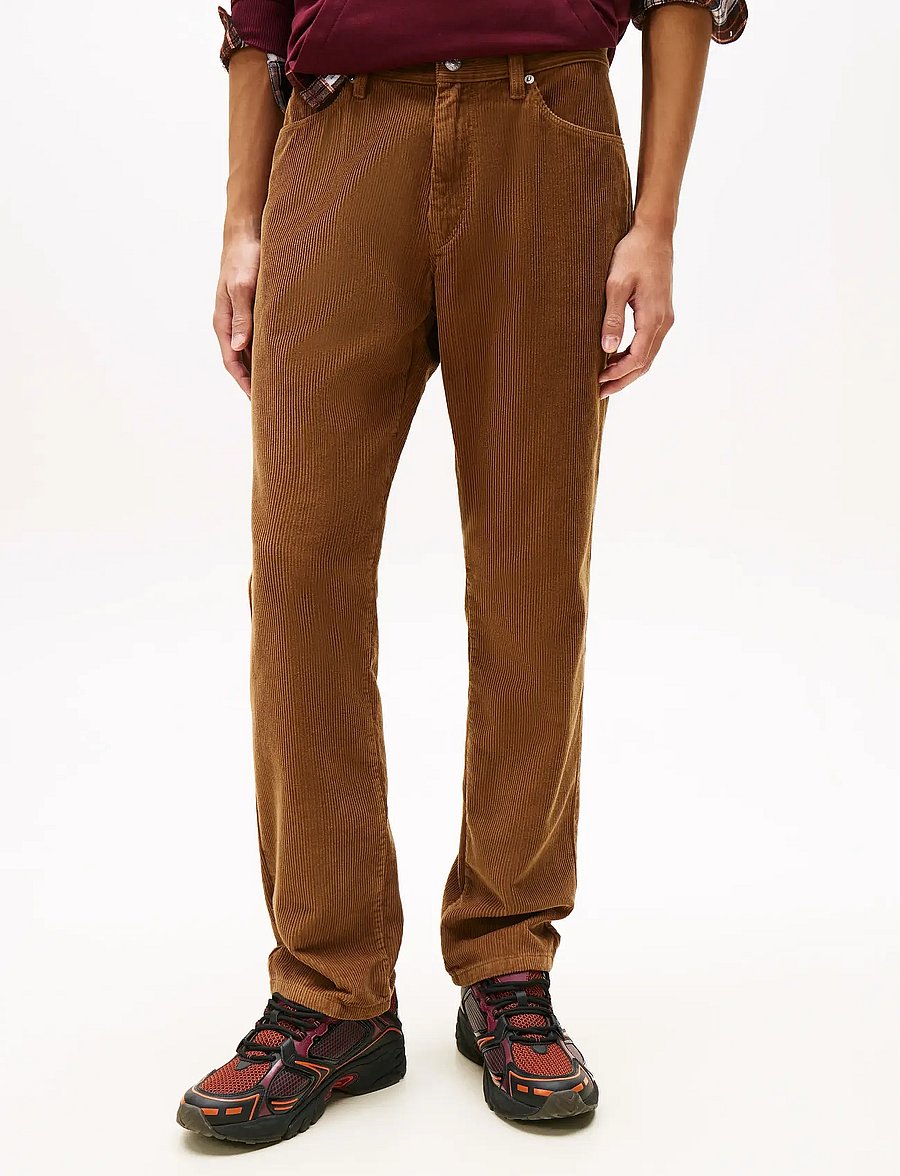 Tommy Jeans - TJM RYAN CORD CHINO - chino-püksid - pecan nut - 4