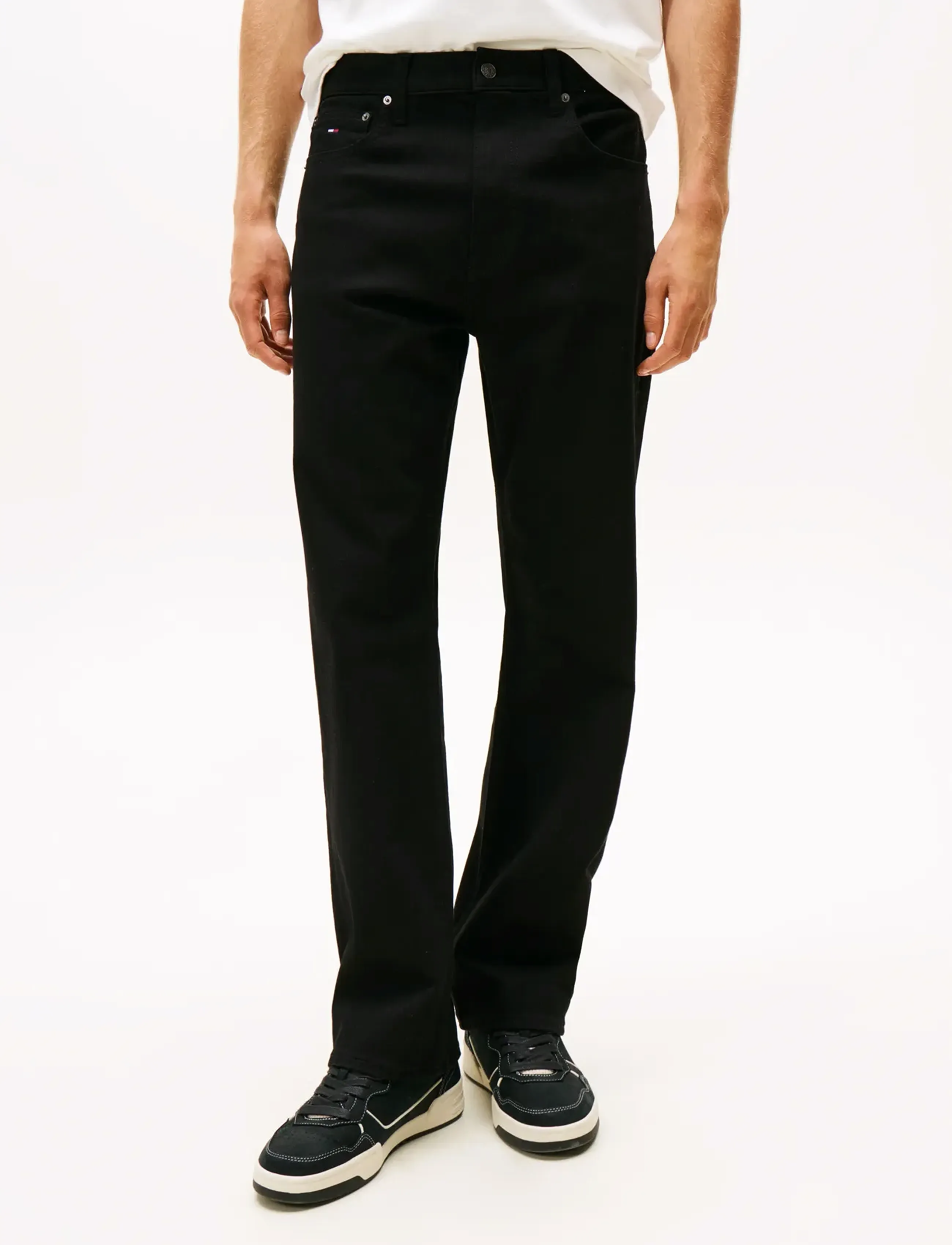 Tommy Jeans - OTIS REGULAR STR DI4187 - püksid & teksad - denim black - 4
