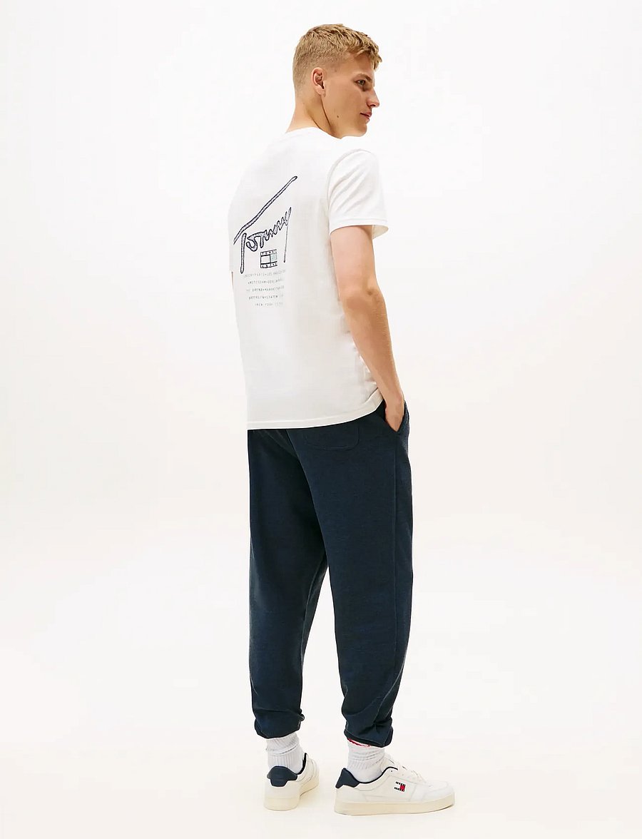 Tommy Jeans - TJM REG SIGN BACKPRINT SS T EXT - short-sleeved t-shirts - ecru - 3