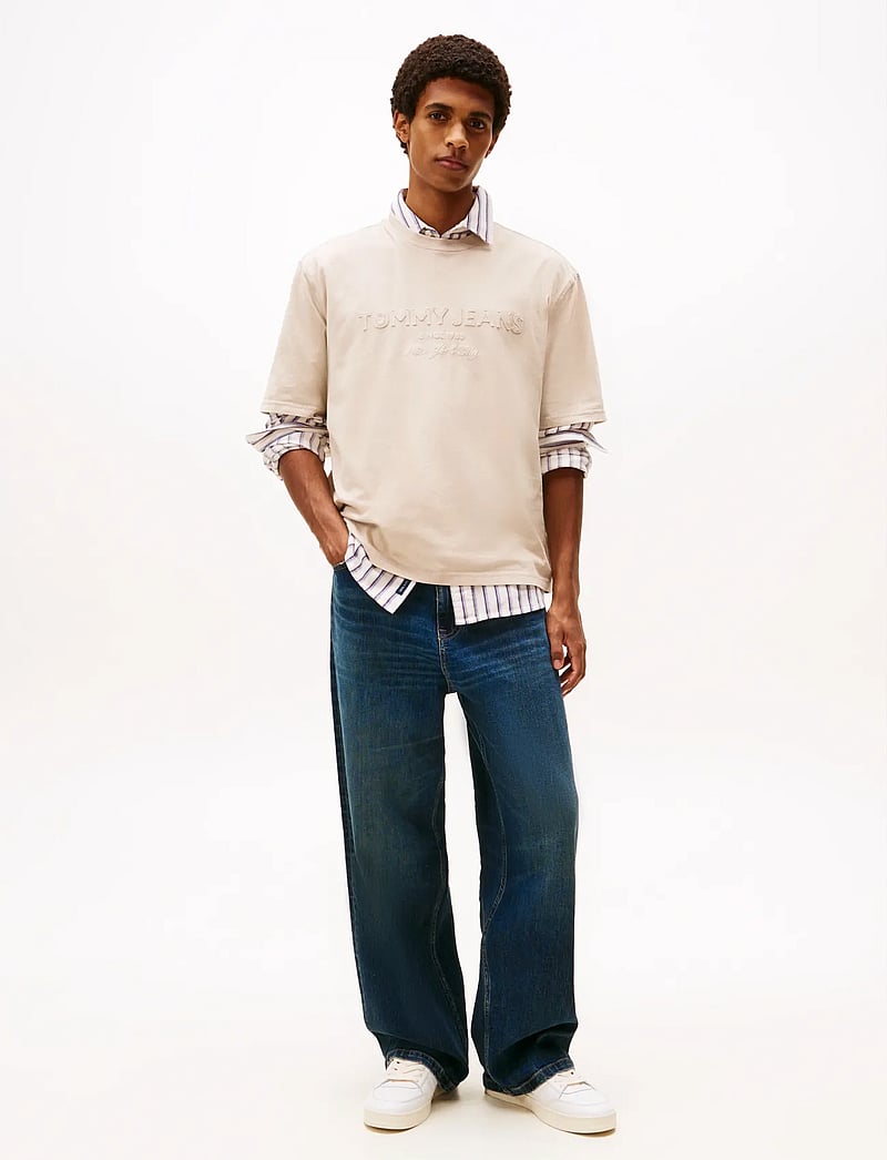 Tommy Jeans - TJM 90S NEW CLASSICS SS TEE - kurzärmelig - gulf sand - 2